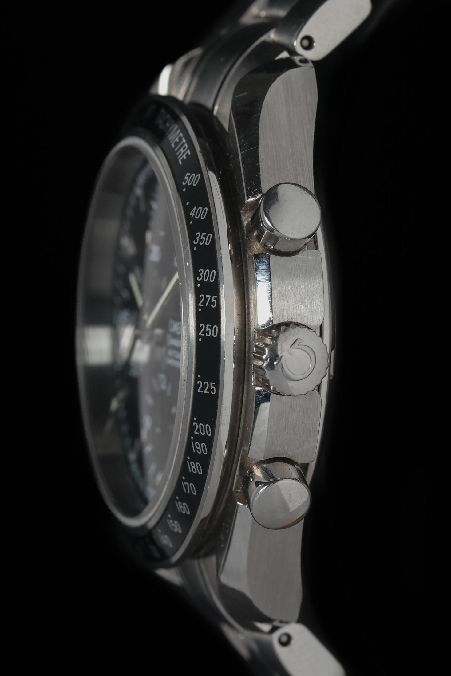 Pre-owned vintage Omega Speedmaster Date Ref 3210.50 40MM 2007 Box & Papers | Crown Vintage Watches