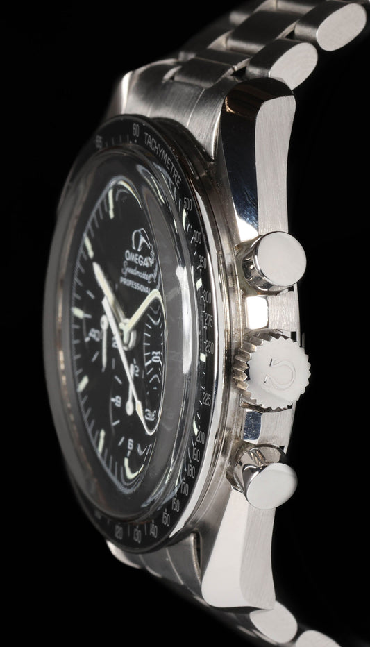 Pre-owned vintage Omega Speedmaster Professional 'Straight Writing' 145.022-69ST 42mm Circa 1971 | Crown Vintage Watches