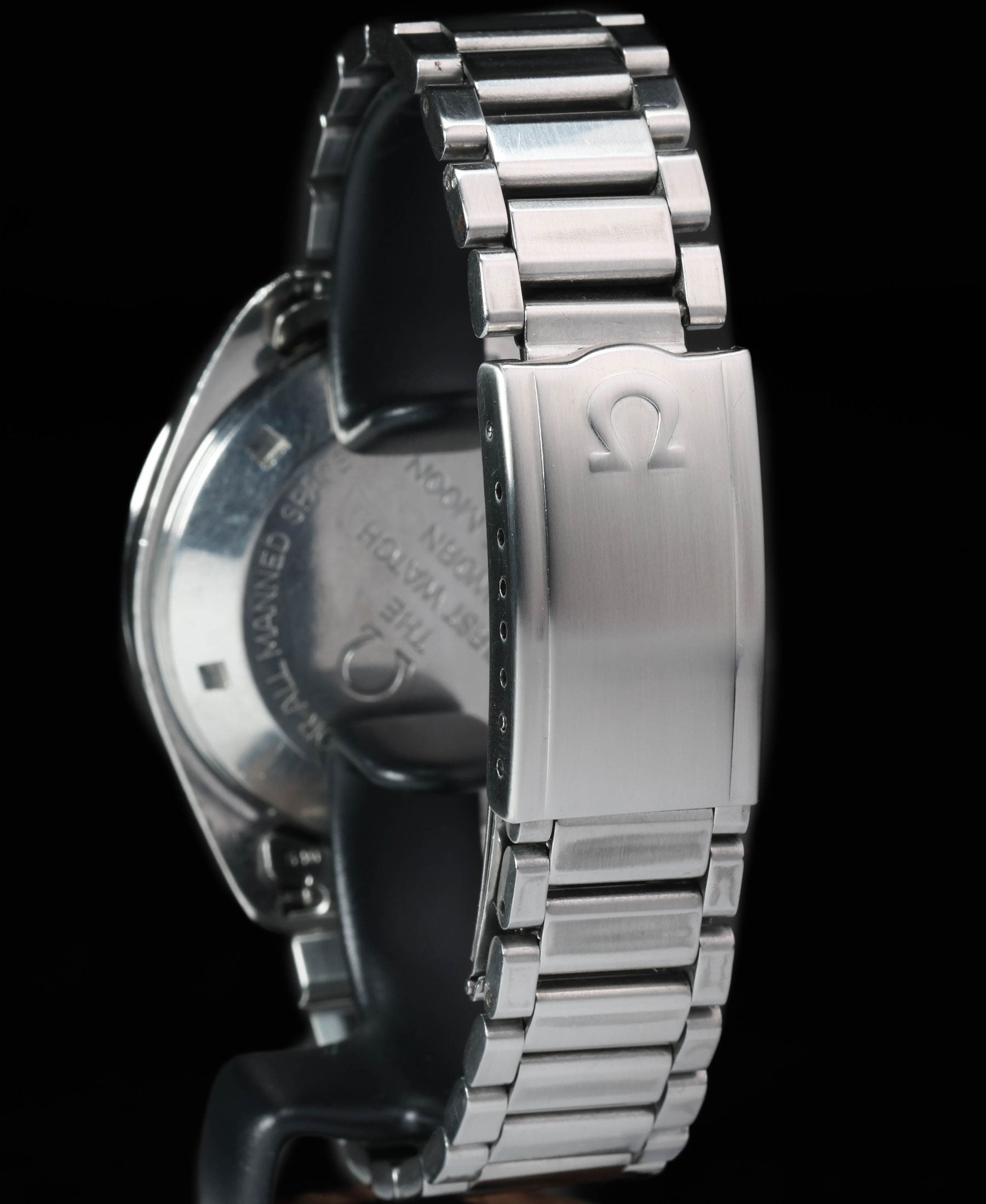 Pre-owned vintage Omega Speedmaster Professional 'Straight Writing' 145.022-69ST 42mm Circa 1970 | Crown Vintage Watches