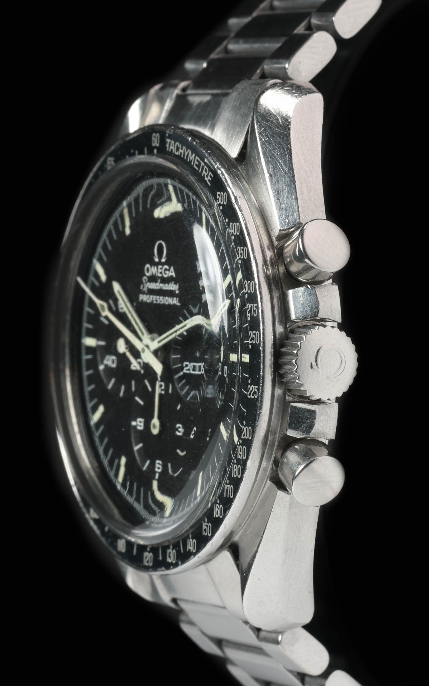Pre-owned vintage Omega Speedmaster Professional 'Straight Writing' 145.022-69ST 42mm Circa 1970 | Crown Vintage Watches
