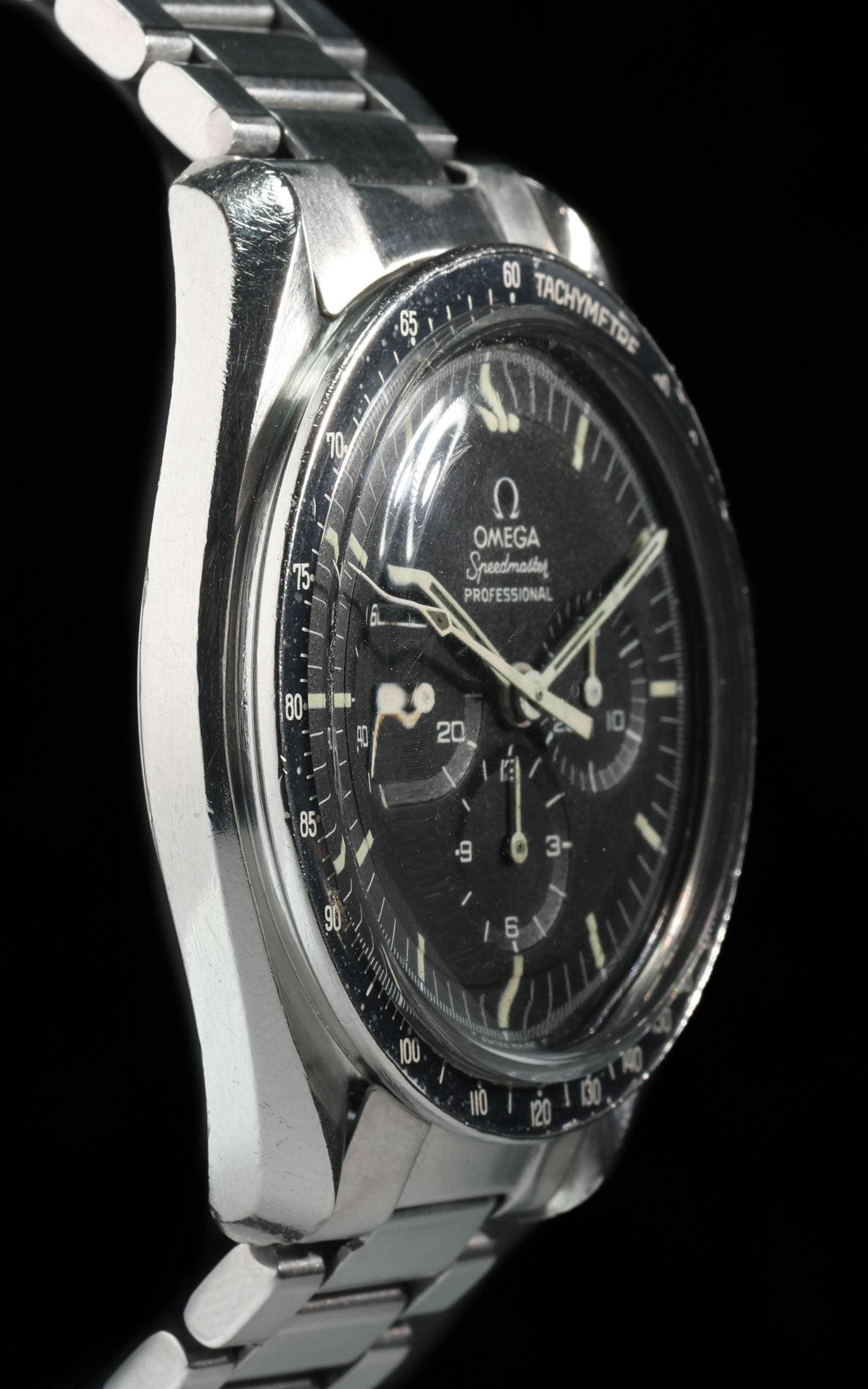 Pre-owned vintage Omega Speedmaster Professional 'Straight Writing' 145.022-69ST 42mm Circa 1970 | Crown Vintage Watches