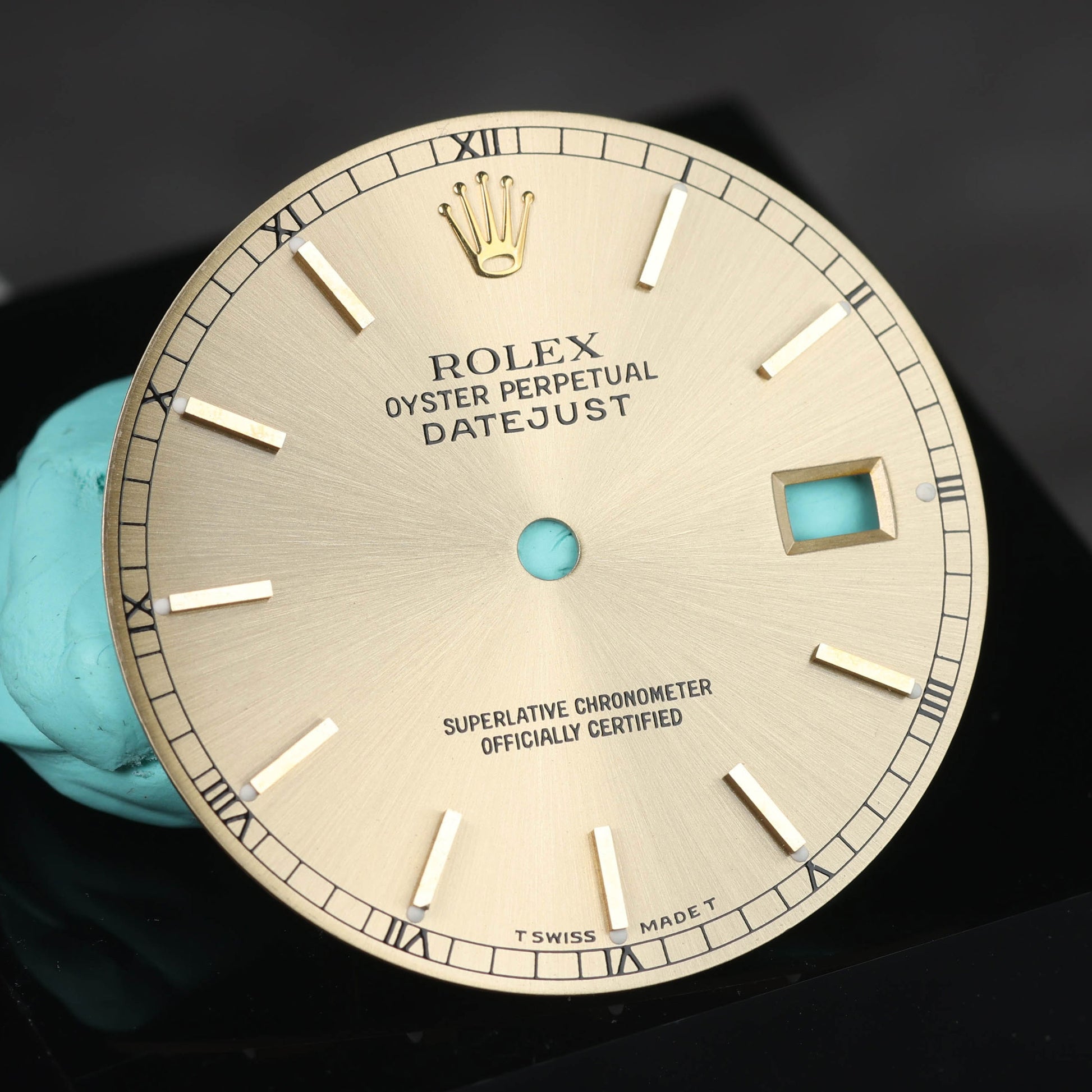 Preowned vintage ROLEX Datejust 16013/16233 Champagne Dial Circa 1990s | Crown Vintage Watches