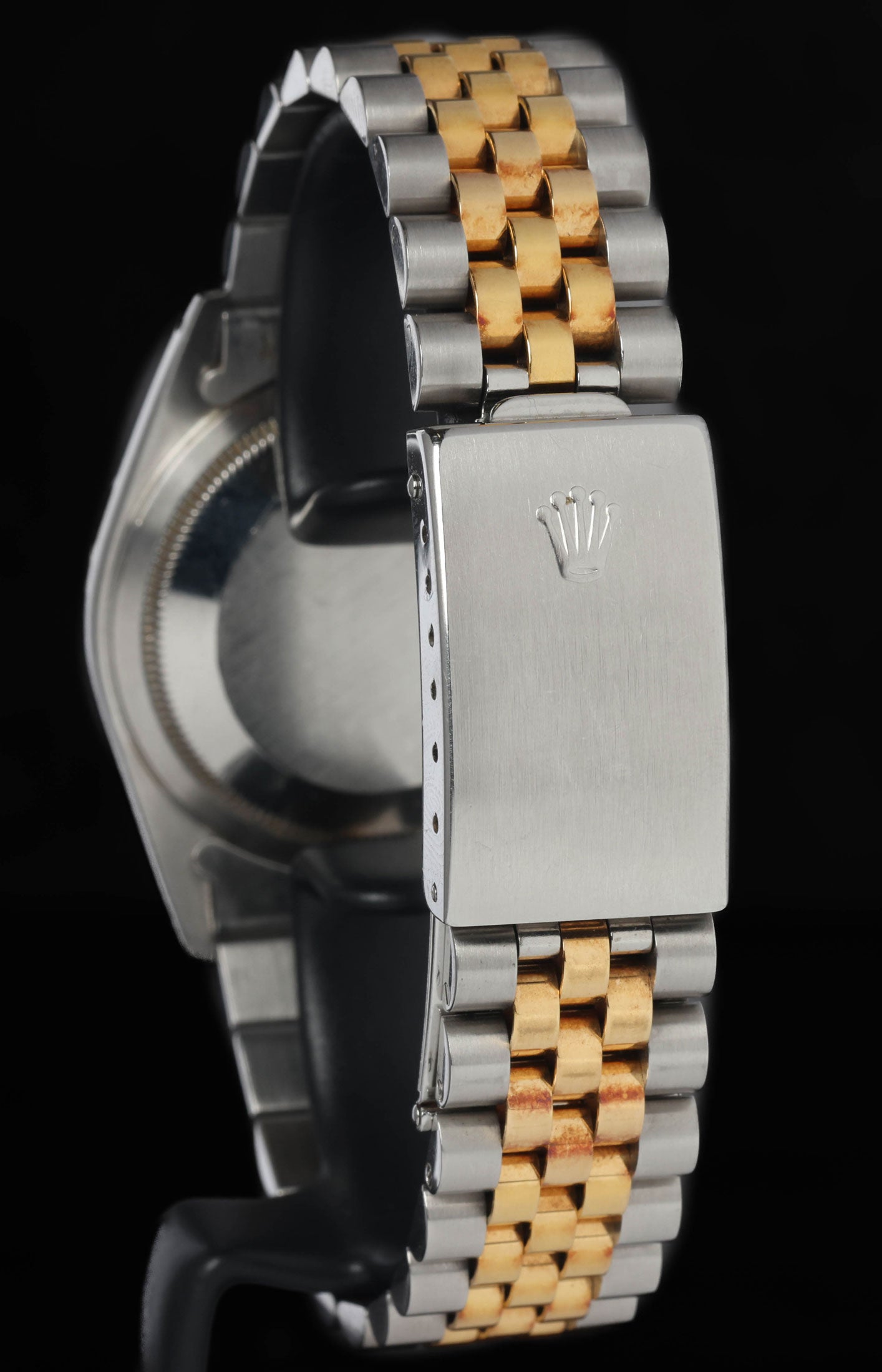 Pre-owned vintage Rolex Datejust 16233G 36MM Champagne Diamond Dial 1993 | Crown Vintage Watches