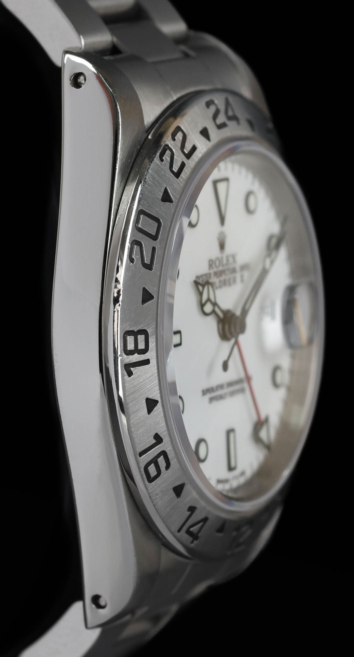 Pre-owned vintage Rolex Explorer II 16570 Polar 40MM 1997 | Crown Vintage Watches