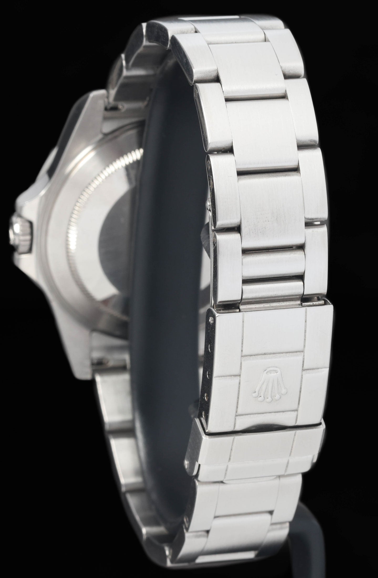 Preowned vintage Rolex Explorer II 16570 Polar 40mm 2004 Full Set| Crown Vintage Watches