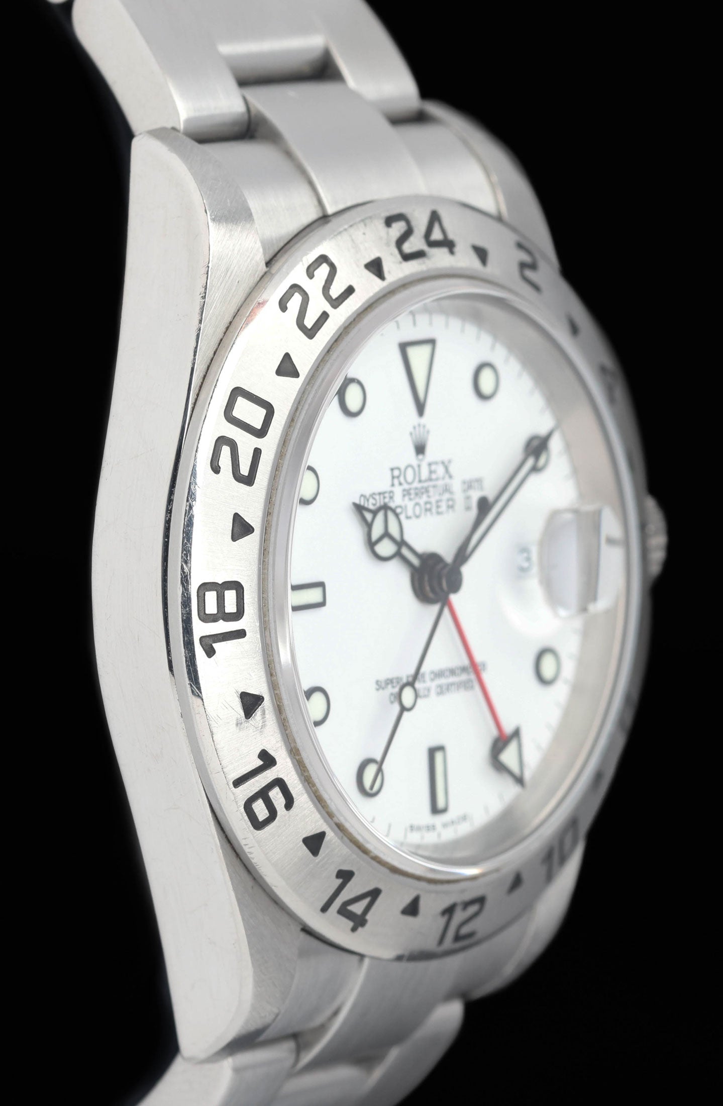 Preowned vintage Rolex Explorer II 16570 Polar 40mm 2004 Full Set| Crown Vintage Watches