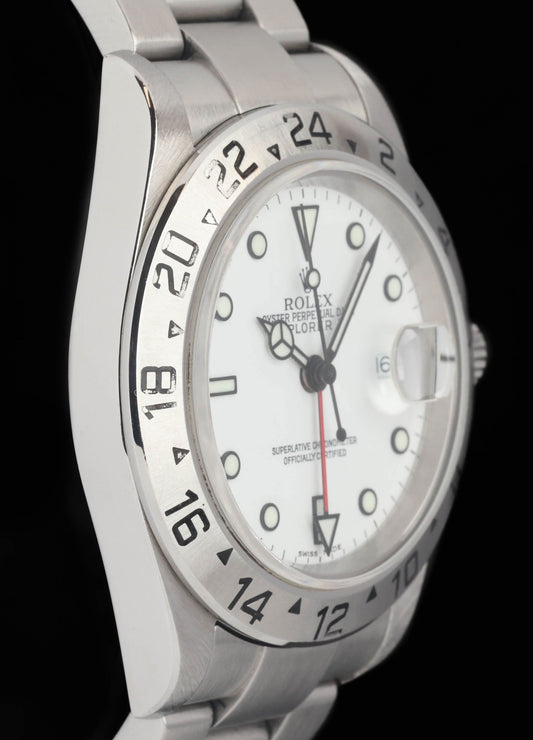 Preowned vintage Rolex Explorer II 16570T Polar 40mm 2004 | Crown Vintage Watches