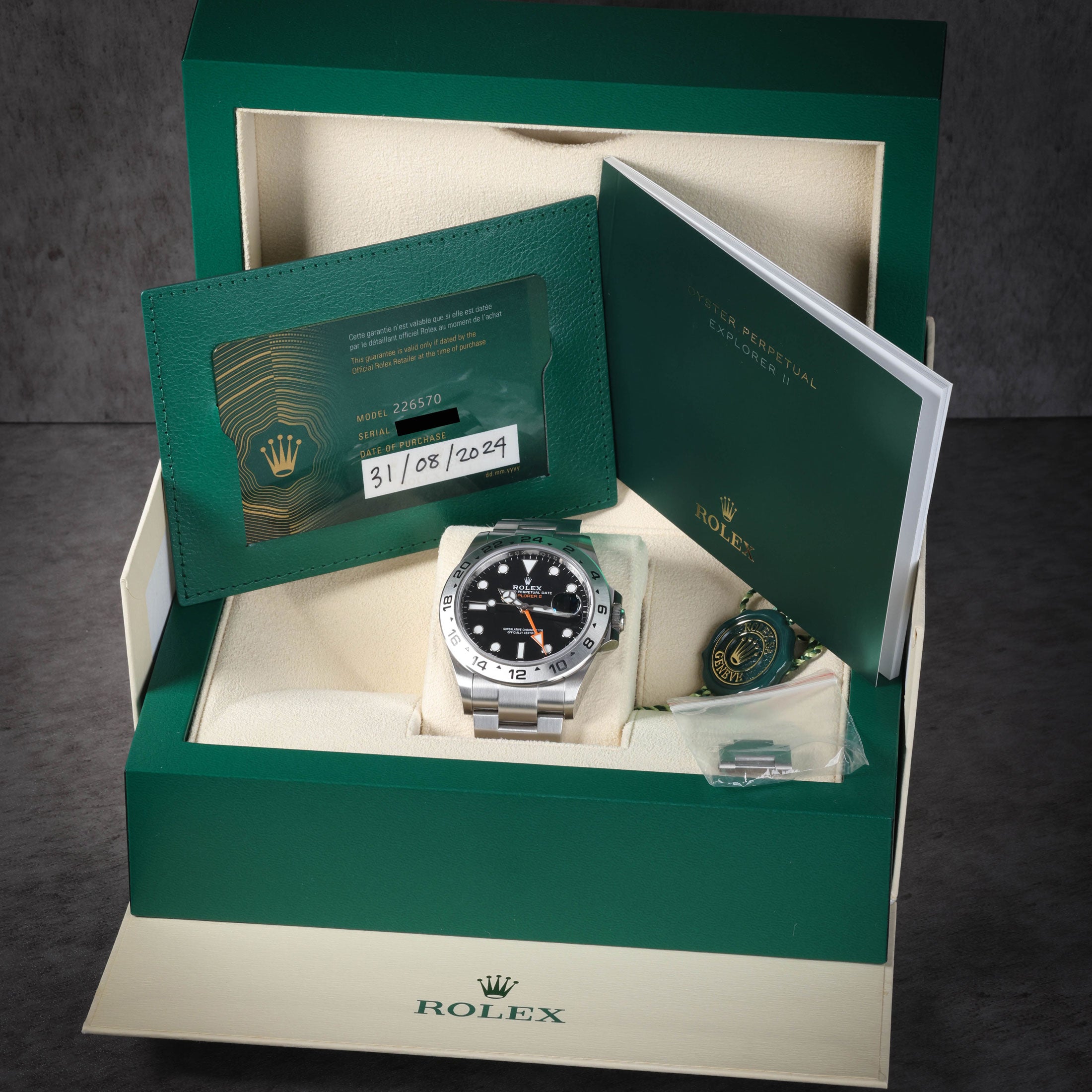 ROLEX Explorer & Quartz セット Rolex Explorer II 226570 42mm 2024 Full Set – Crown Vintage Watches