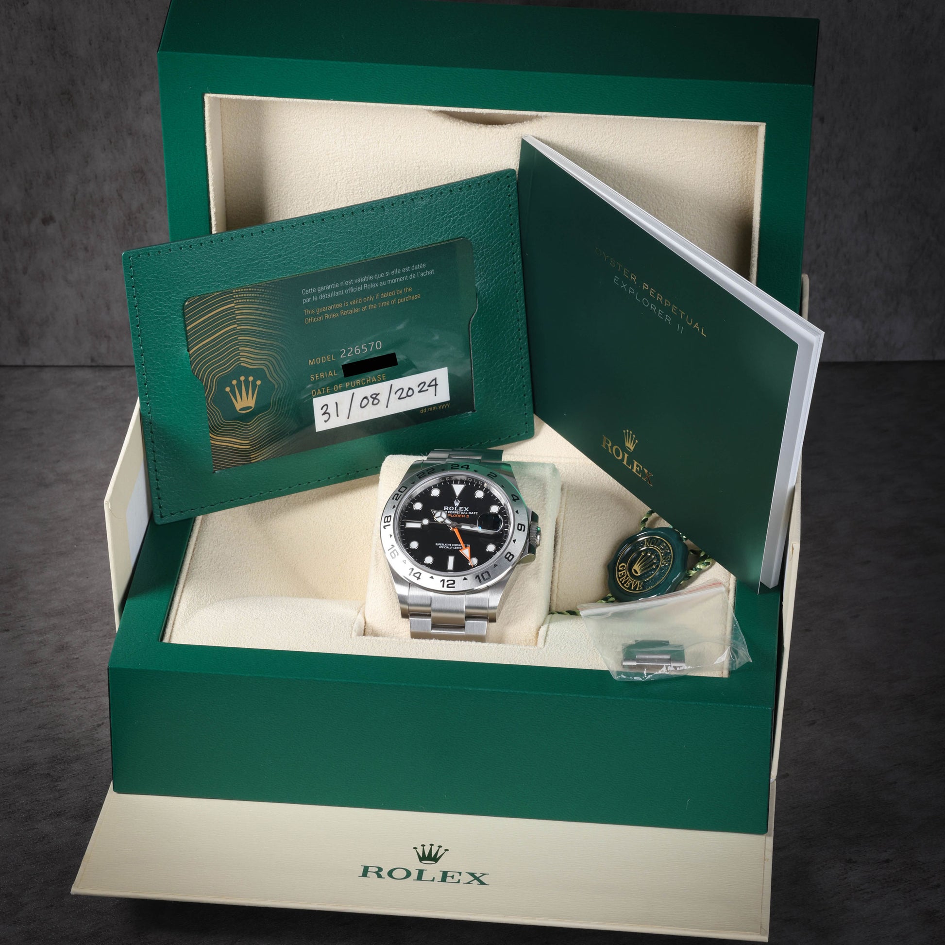 Pre-owned vintage Rolex Explorer II 226570 42mm 2024 Full Set | Crown Vintage Watches