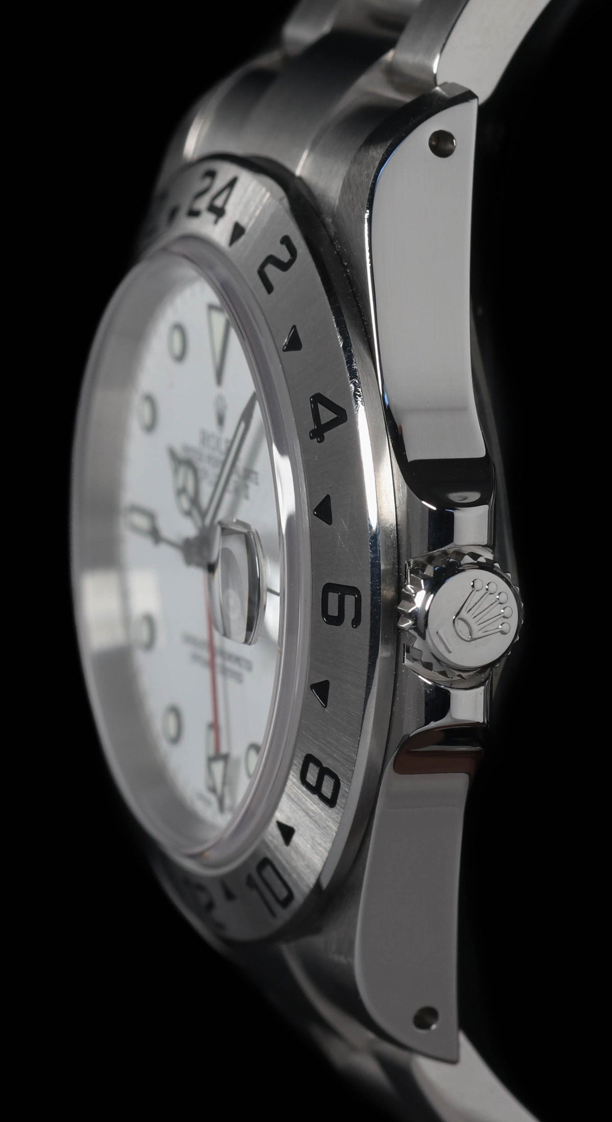 Pre-owned vintage Rolex Explorer II Polar 40MM 16570 2000 Box & Papers | Crown Vintage Watches