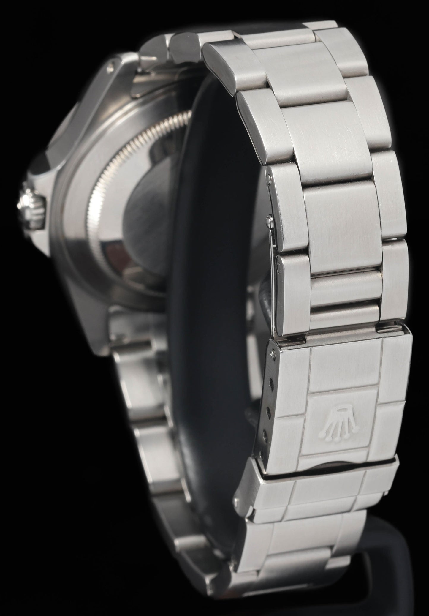 Pre-owned vintage Rolex Explorer II 16570 'Polar'2 40MM 2002  | Crown Vintage Watches