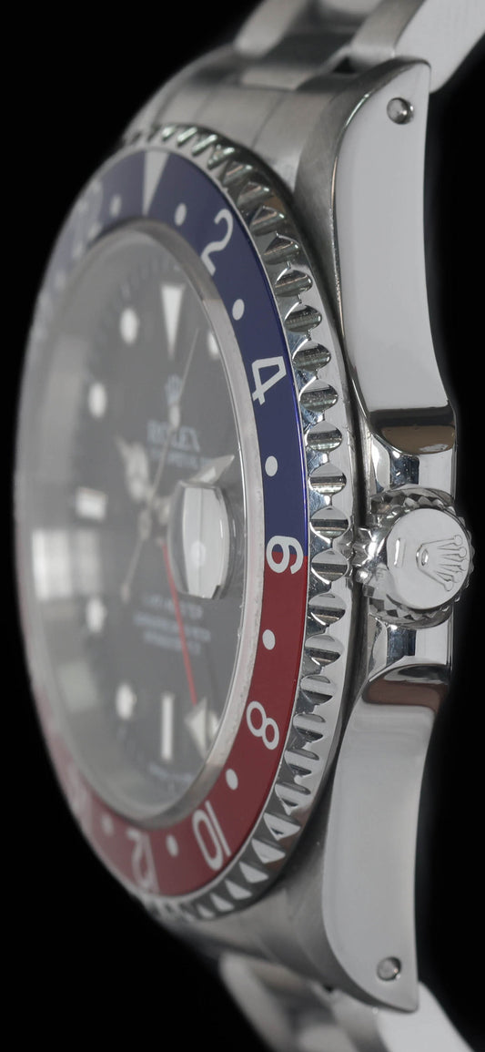 Pre-owned vintage Rolex GMT Master 16700 'Pepsi' 40mm 1991 | Crown Vintage Watches