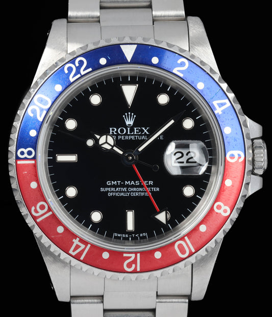 Pre-owned vintage Rolex GMT Master 16700 'Pepsi' 40mm 1993 | Crown Vintage Watches