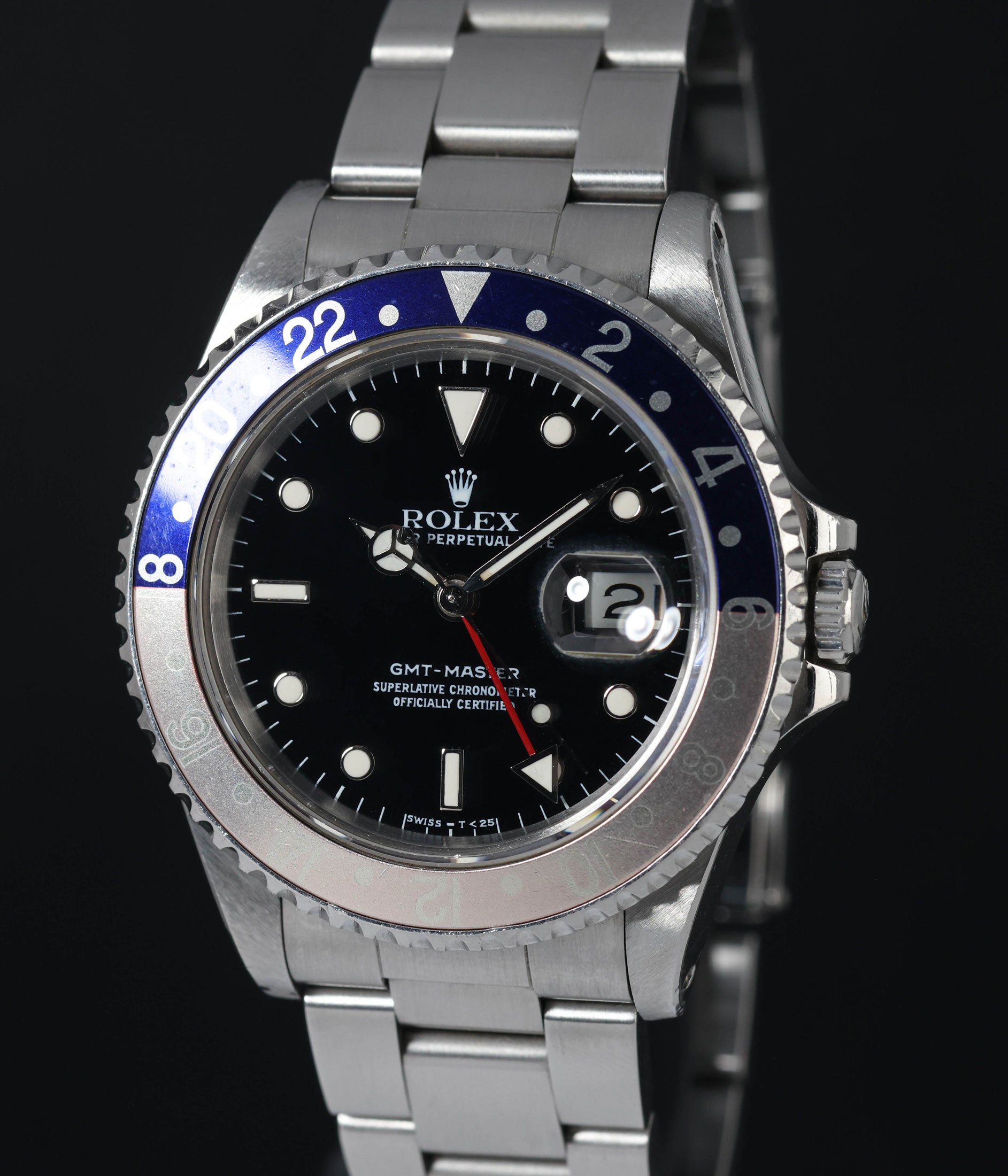 Pre-owned vintage Rolex GMT Master 16700 'Pepsi' Fat Font 40mm 1989 | Crown Vintage Watches