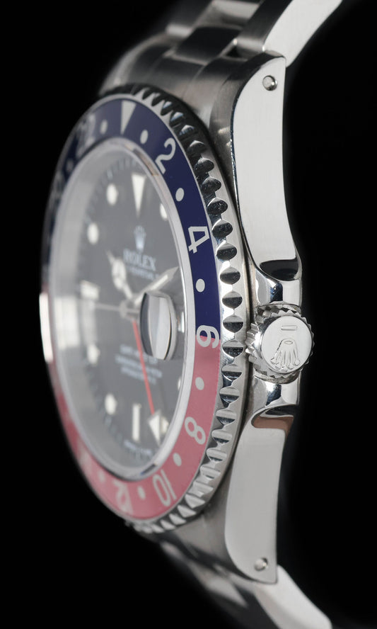 Pre-owned vintage Rolex GMT Master 16700 'Pepsi' Pink-lady 40MM 1996 | Crown Vintage Watches