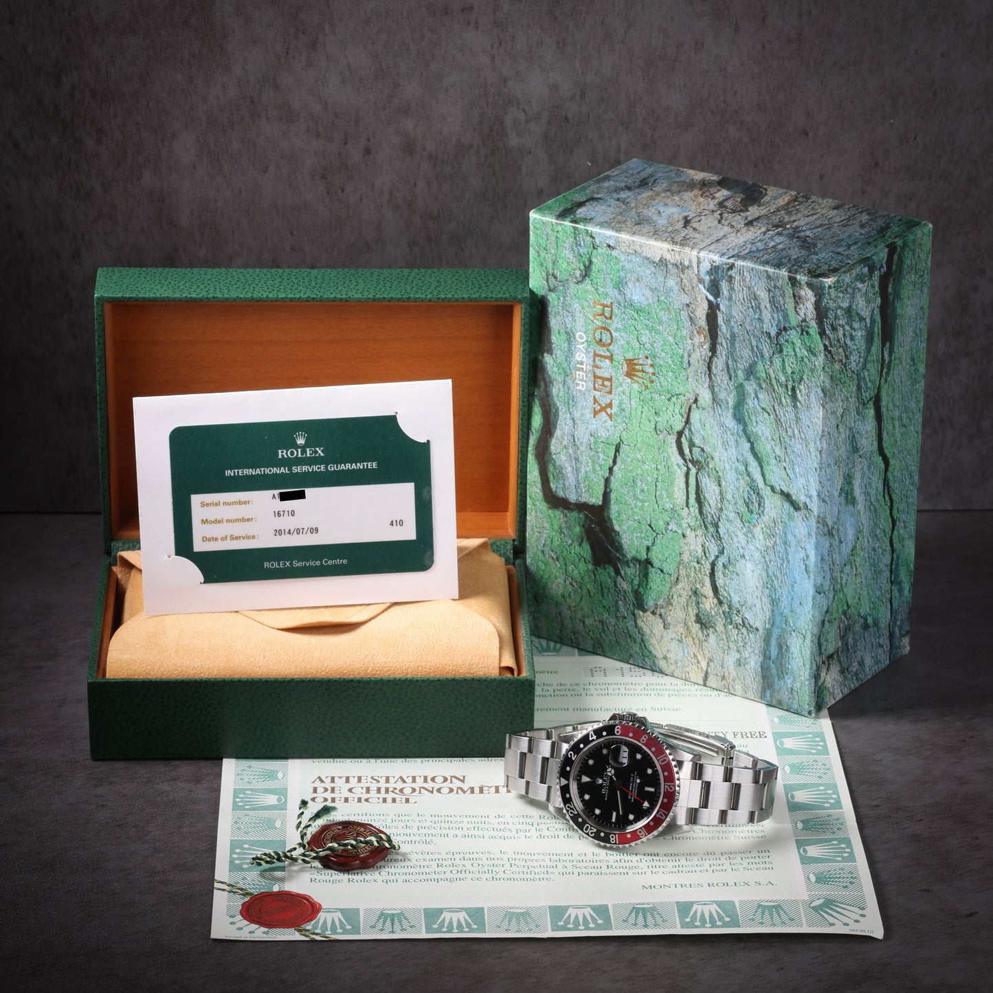 Preowned vintage Rolex GMT Master 16710 'Swiss Only' Coke 40MM 1999 Box & Papers | Crown Vintage Watches