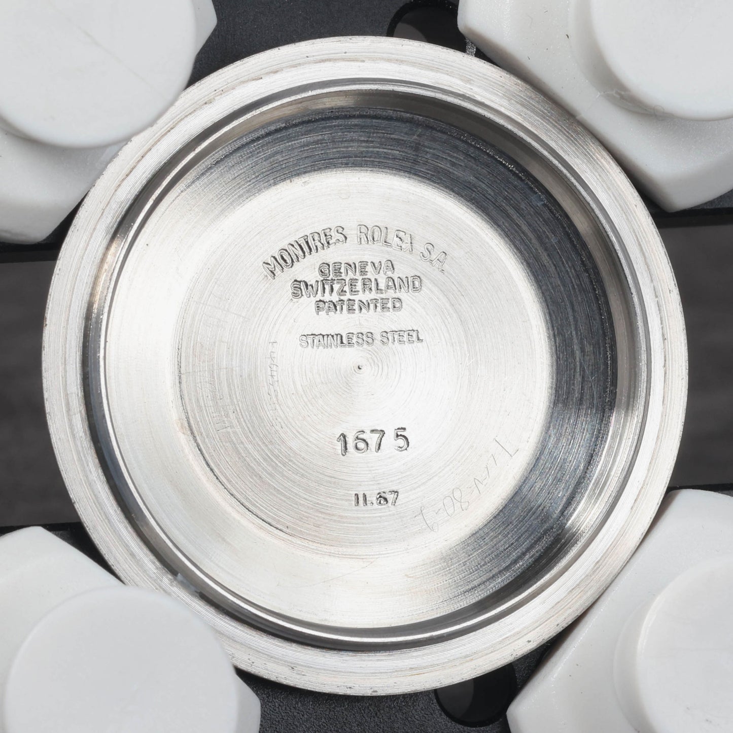 Preowned vintage Rolex GMT Master 1675 MK1 Zinc Sulfide 'Pepsi' 40MM 1967 | Crown Vintage Watches