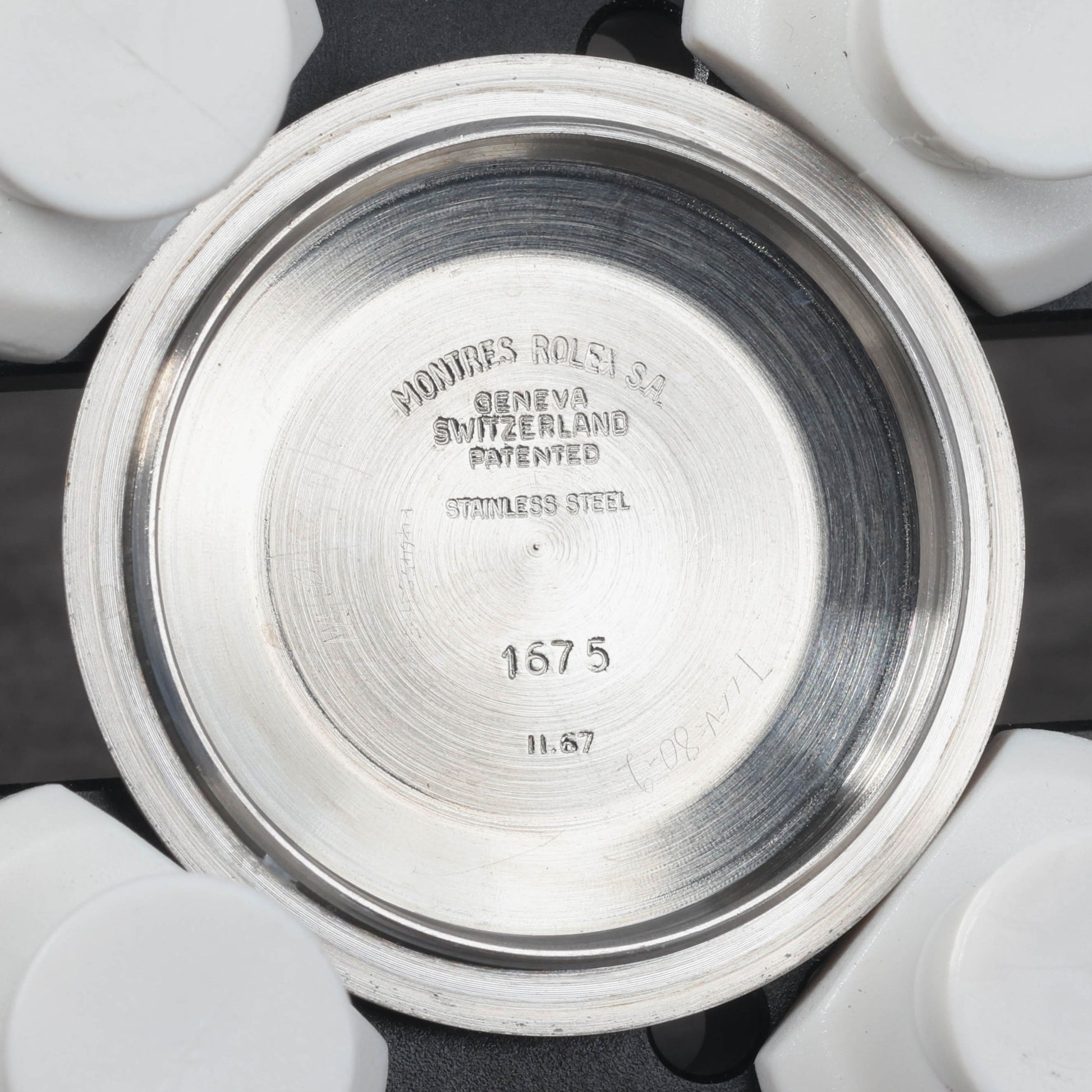 Preowned vintage Rolex GMT Master 1675 MK1 Zinc Sulfide 'Pepsi' 40MM 1967 | Crown Vintage Watches