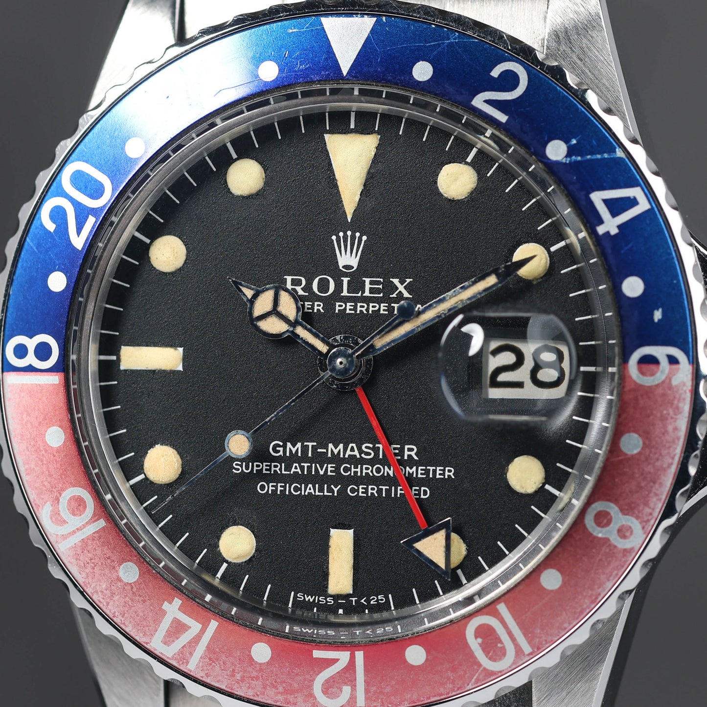 Preowned vintage Rolex GMT Master 1675 MK1 Zinc Sulfide 'Pepsi' 40MM 1967 | Crown Vintage Watches