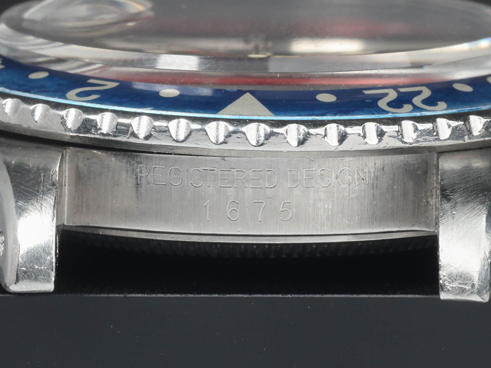 Pre-owned vintage Rolex GMT Master 1675 'MK2 dial' 40mm 1973  | Crown Vintage Watches