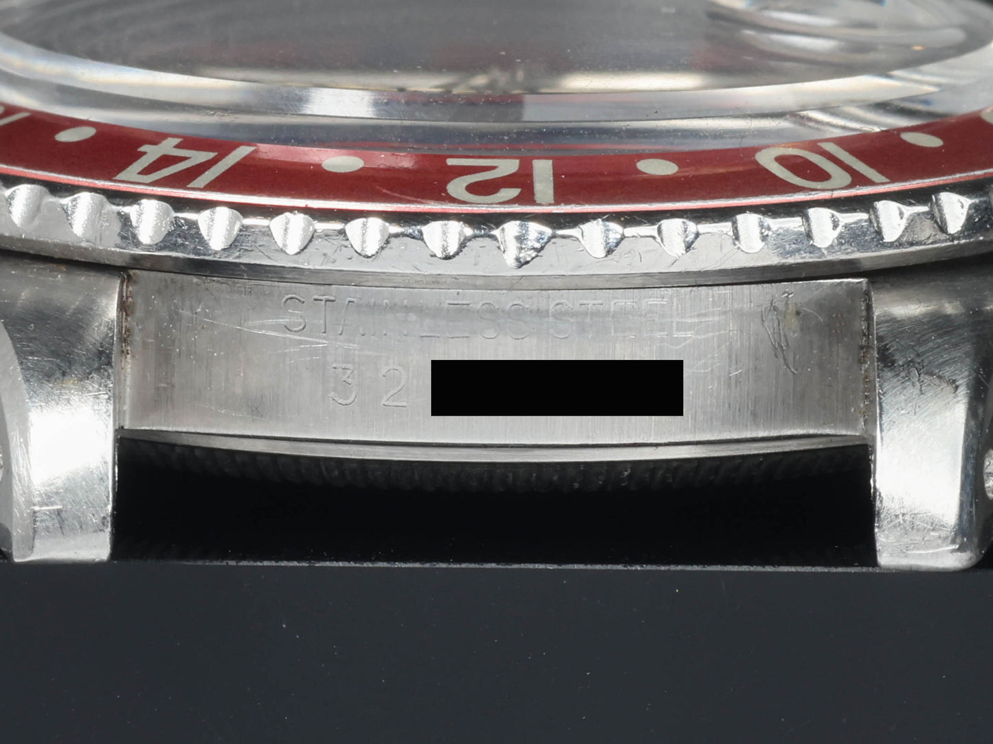 Pre-owned vintage Rolex GMT Master 1675 'MK2 dial' 40mm 1973  | Crown Vintage Watches