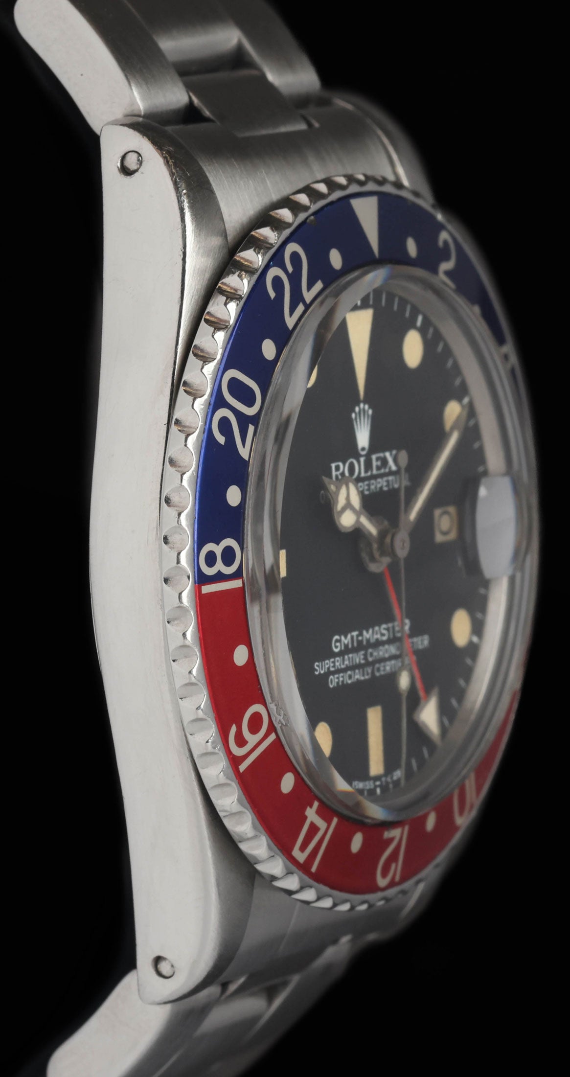 Pre-owned vintage Rolex GMT Master 1675 'Pepsi' 40mm 1979 | Crown Vintage Watches