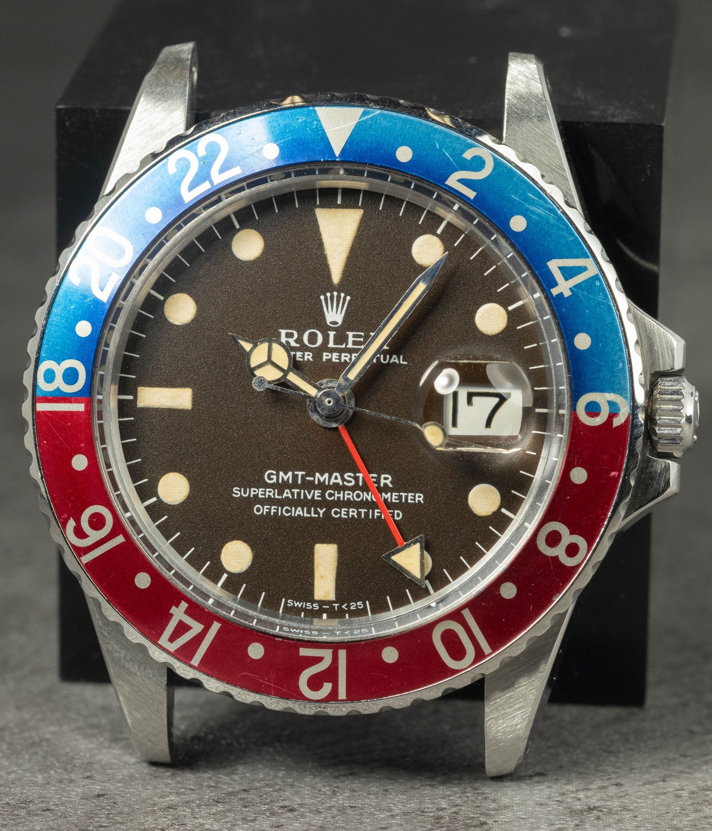 Preowned vintage Rolex GMT Master 1675 Pepsi 'Mk1' Tropical 40mm 1966 | Crown Vintage Watches