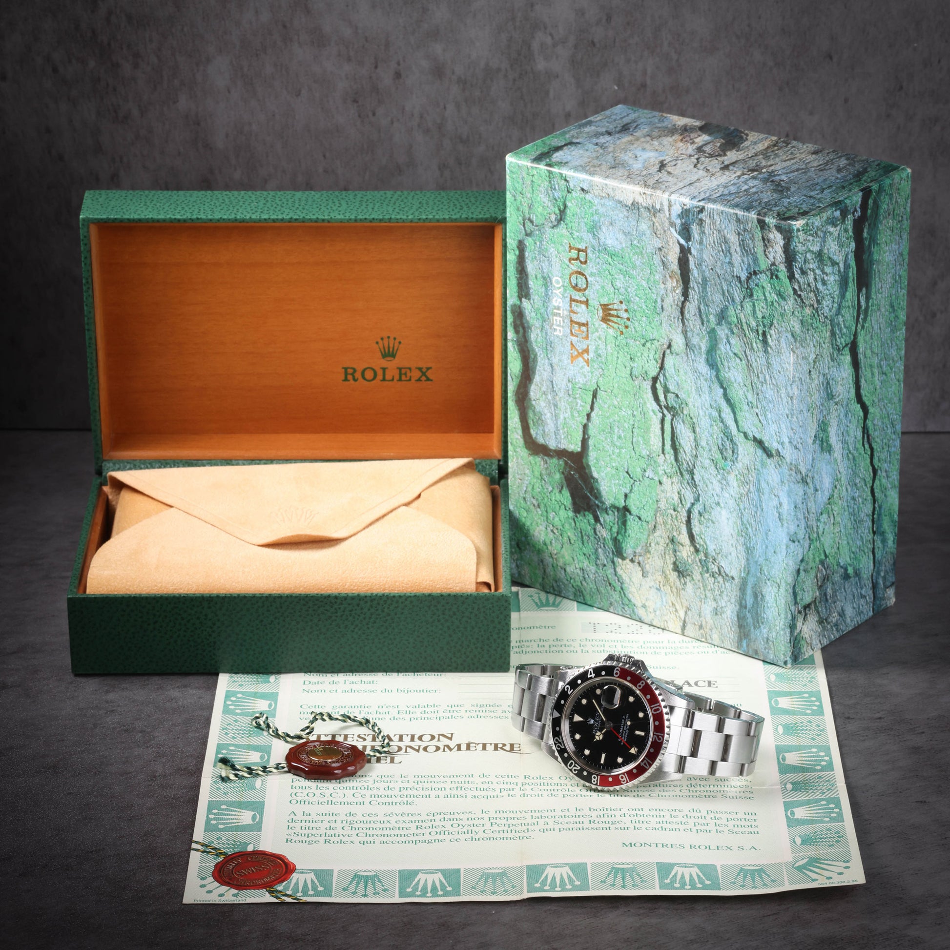 Preowned vintage Rolex GMT Master II 16710 40MM 1996 Box & Papers | Crown Vintage Watches