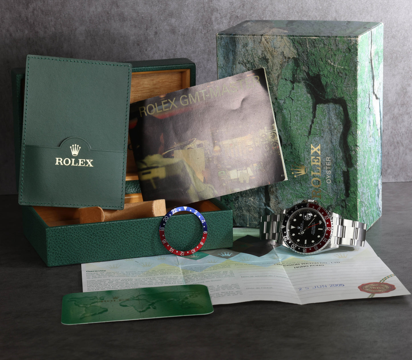 Pre-owned vintage Rolex GMT Master II 16710 'Coke' 40mm 2004  Crown Vintage Watches