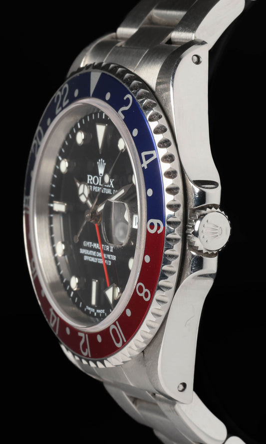 Pre-owned vintage Rolex GMT Master II 16710 'Pepsi' 40MM 1999 Box & Papers | Crown Vintage Watches