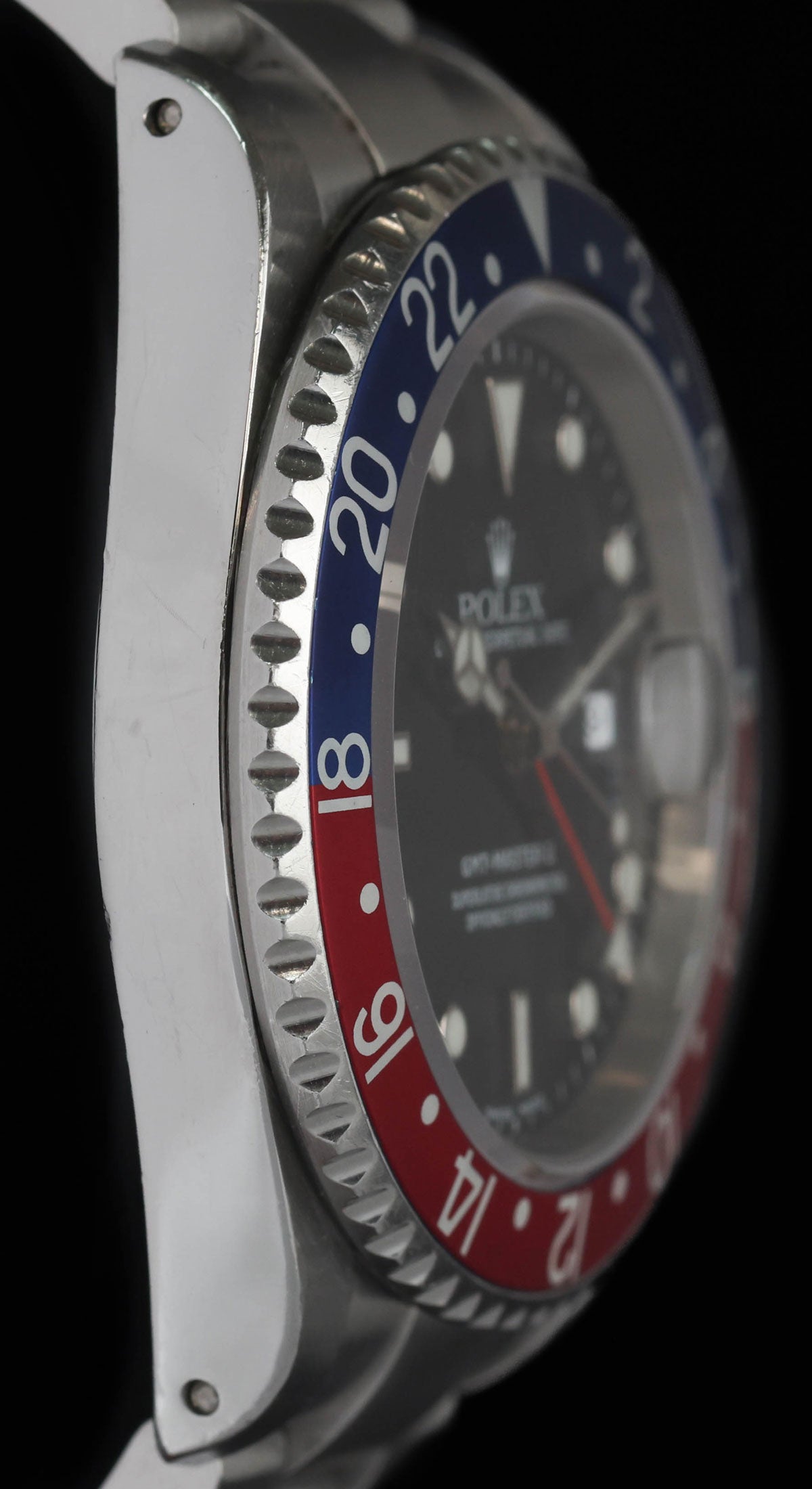 Pre-owned vintage Rolex GMT Master II 16710 'Pepsi' 40mm 2000 | Crown Vintage Watches