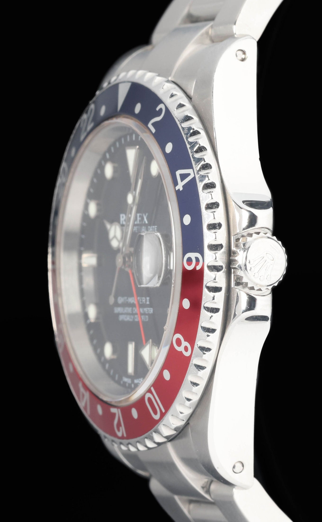 Preowned vintage Rolex GMT Master II 16710 'Pepsi' 40MM 2002 Box & Papers | Crown Vintage Watches