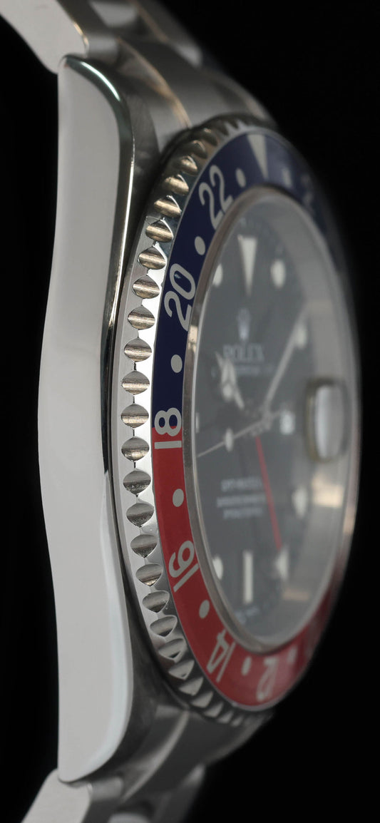 Pre-owned vintage Rolex GMT Master II 16710 'Pepsi' 40MM 2004 Box & Papers | Crown Vintage Watches