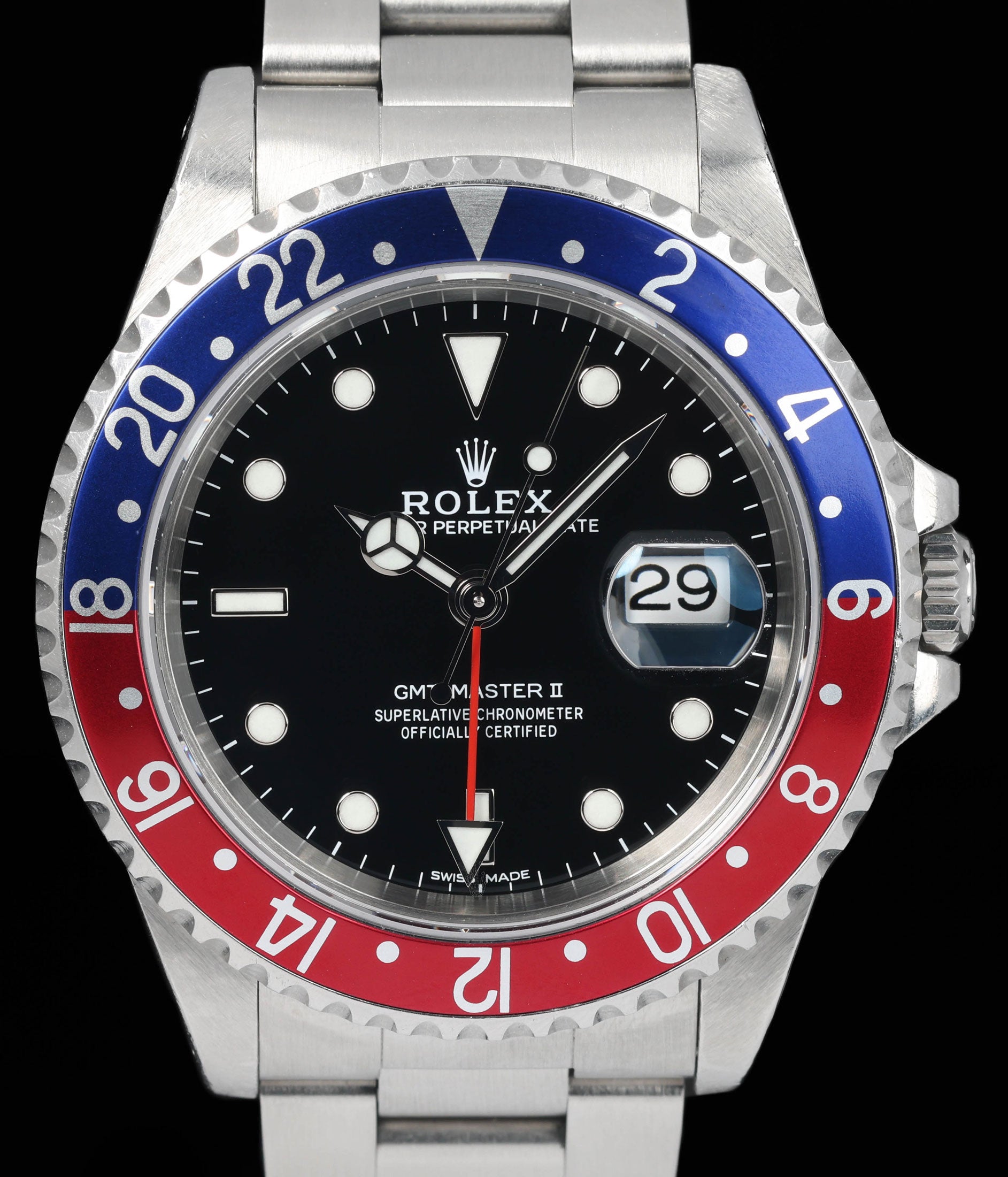 Preowned vintage Rolex GMT Master II 40MM 16710 'Pepsi' 2000 | Crown Vintage Watches