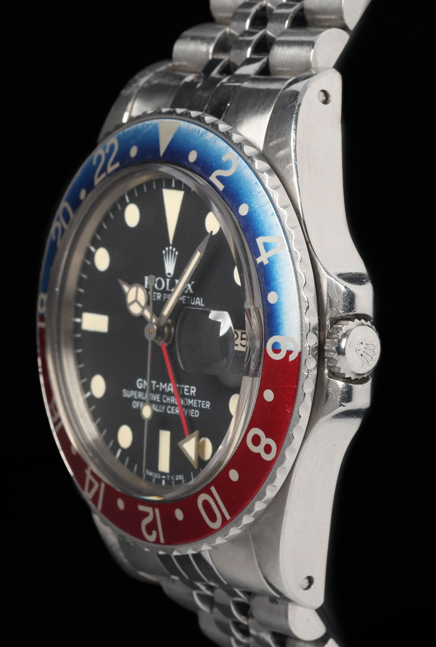 Preowned vintage Rolex GMT Master 'Pepsi' 40mm 16750 1981  | Crown Vintage Watches