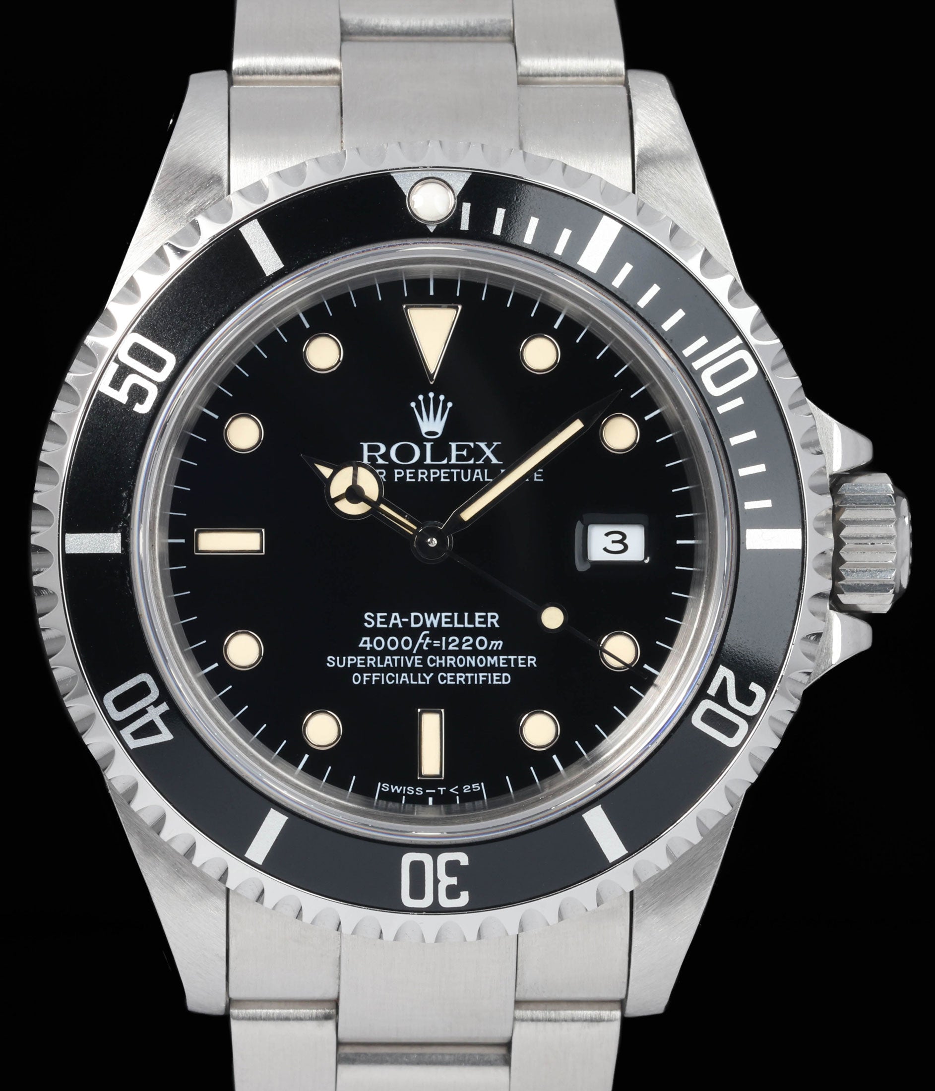 Preowned vintage Rolex Sea-Dweller 16600 40mm Tritium 1996 | Crown Vintage Watches