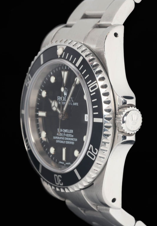 Preowned vintage Rolex Sea Dweller 40MM 'SD4K' 16600 2001 Box & Papers | Crown Vintage Watches
