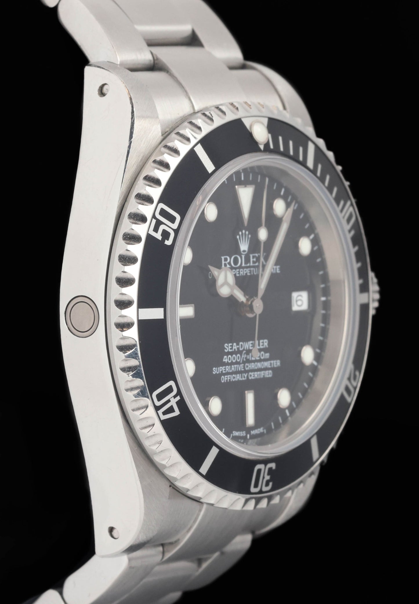 Preowned vintage Rolex Sea Dweller 40MM 'SD4K' 16600 2001 Box & Papers | Crown Vintage Watches