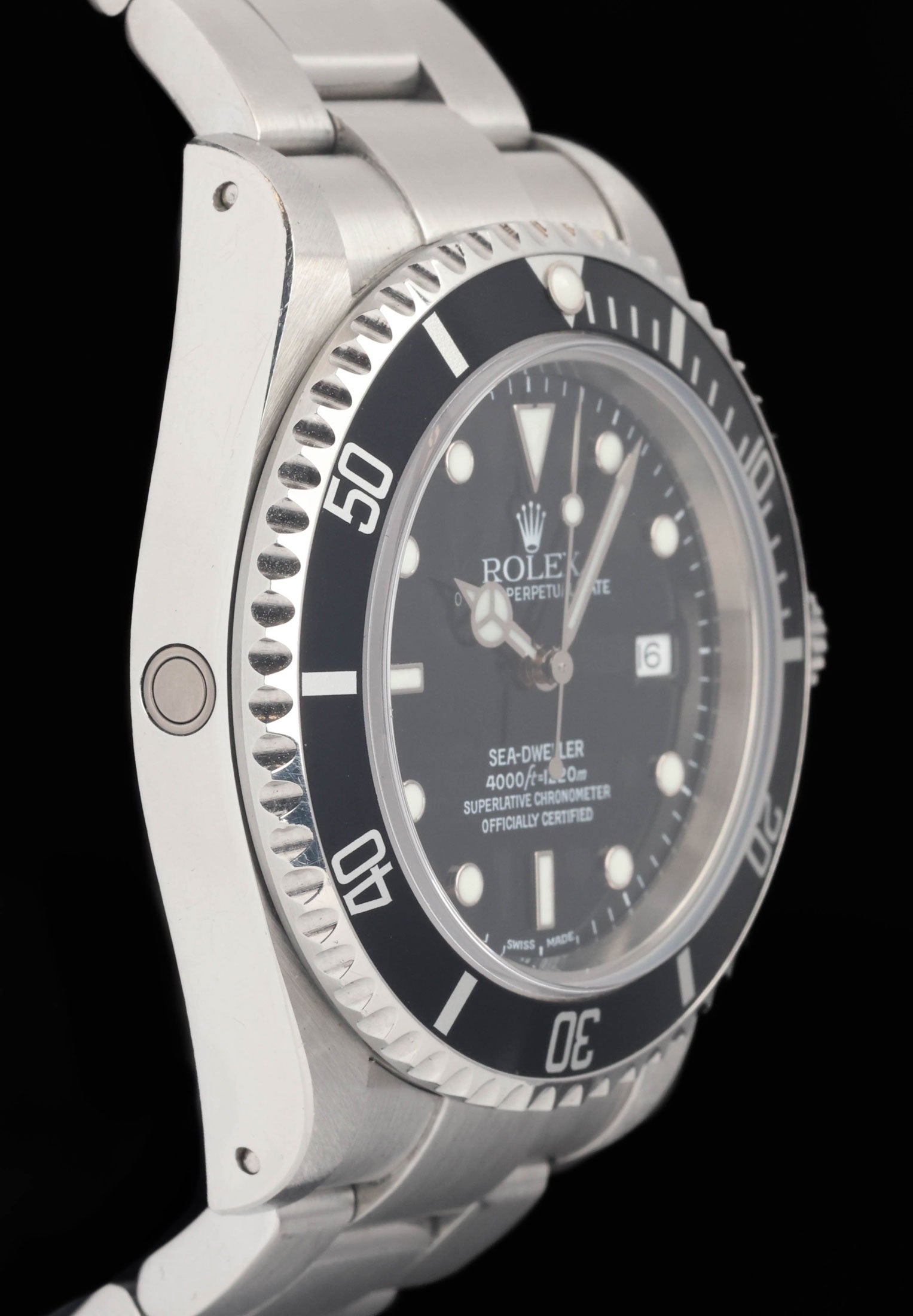Preowned vintage Rolex Sea Dweller 40MM 'SD4K' 16600 2001 Box & Papers | Crown Vintage Watches