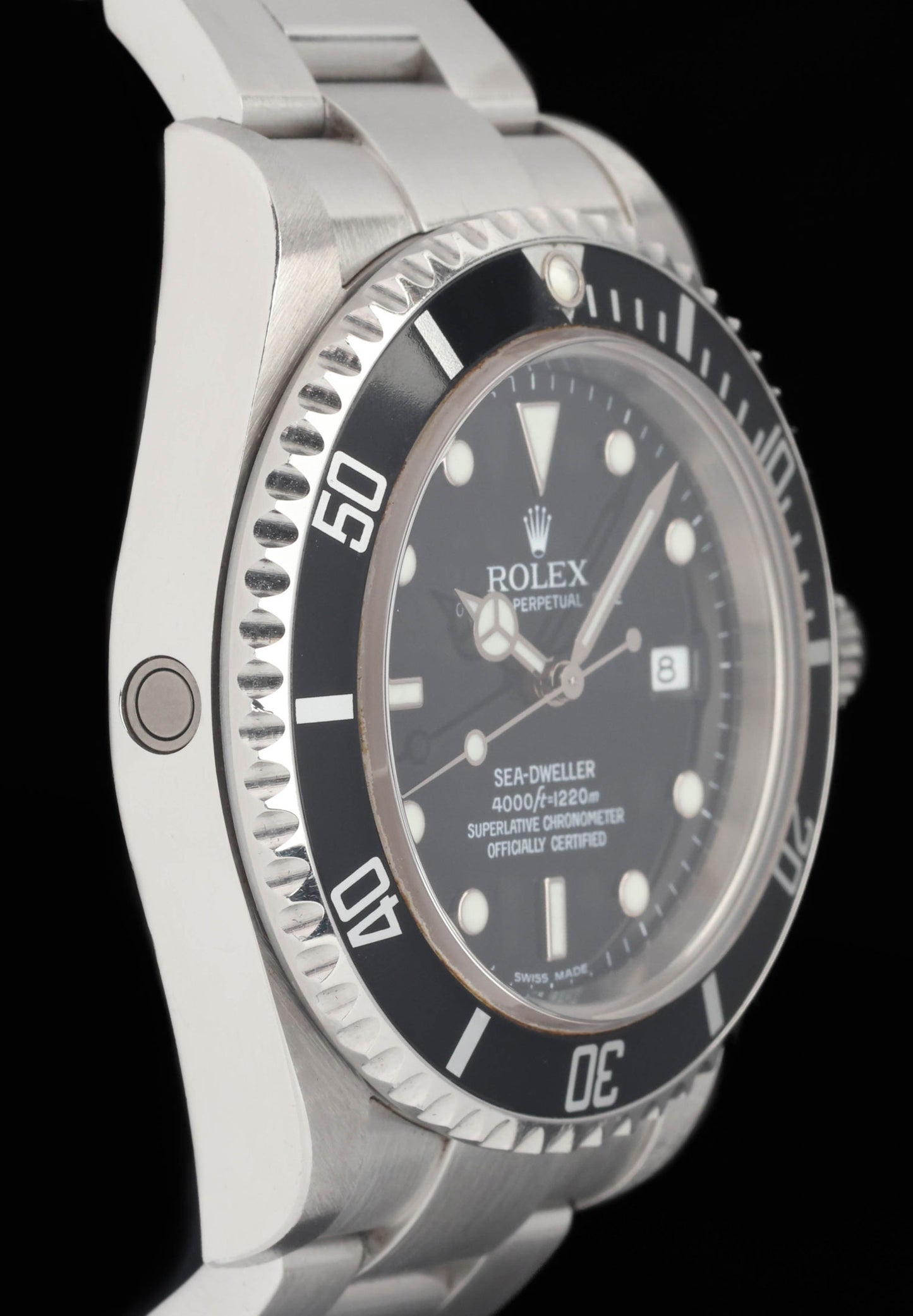 Preowned vintage Rolex Sea Dweller 40MM 'Swiss Made' 16600 2005 Box & Papers | Crown Vintage Watches