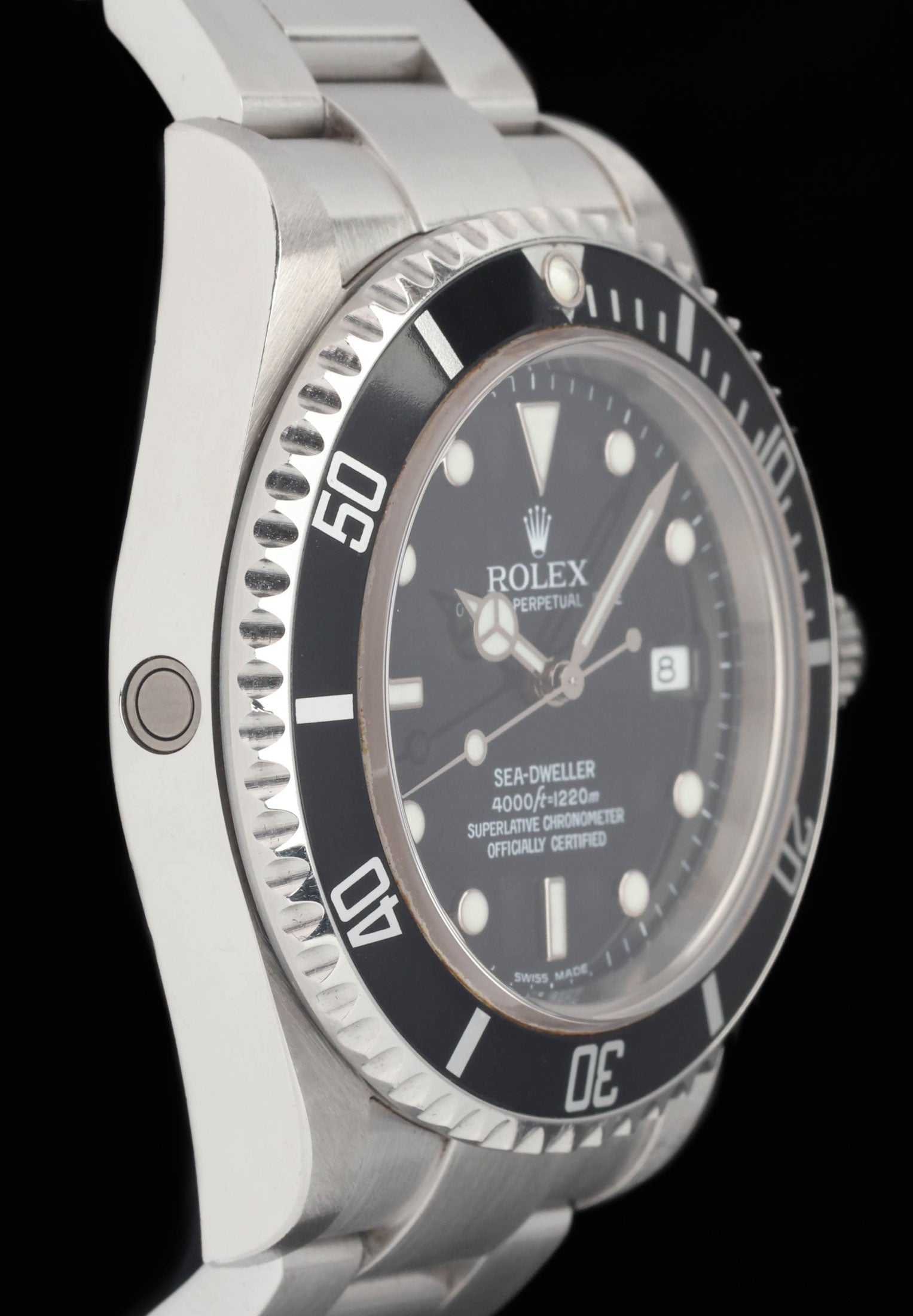 Preowned vintage Rolex Sea Dweller 40MM 'Swiss Made' 16600 2005 Box & Papers | Crown Vintage Watches