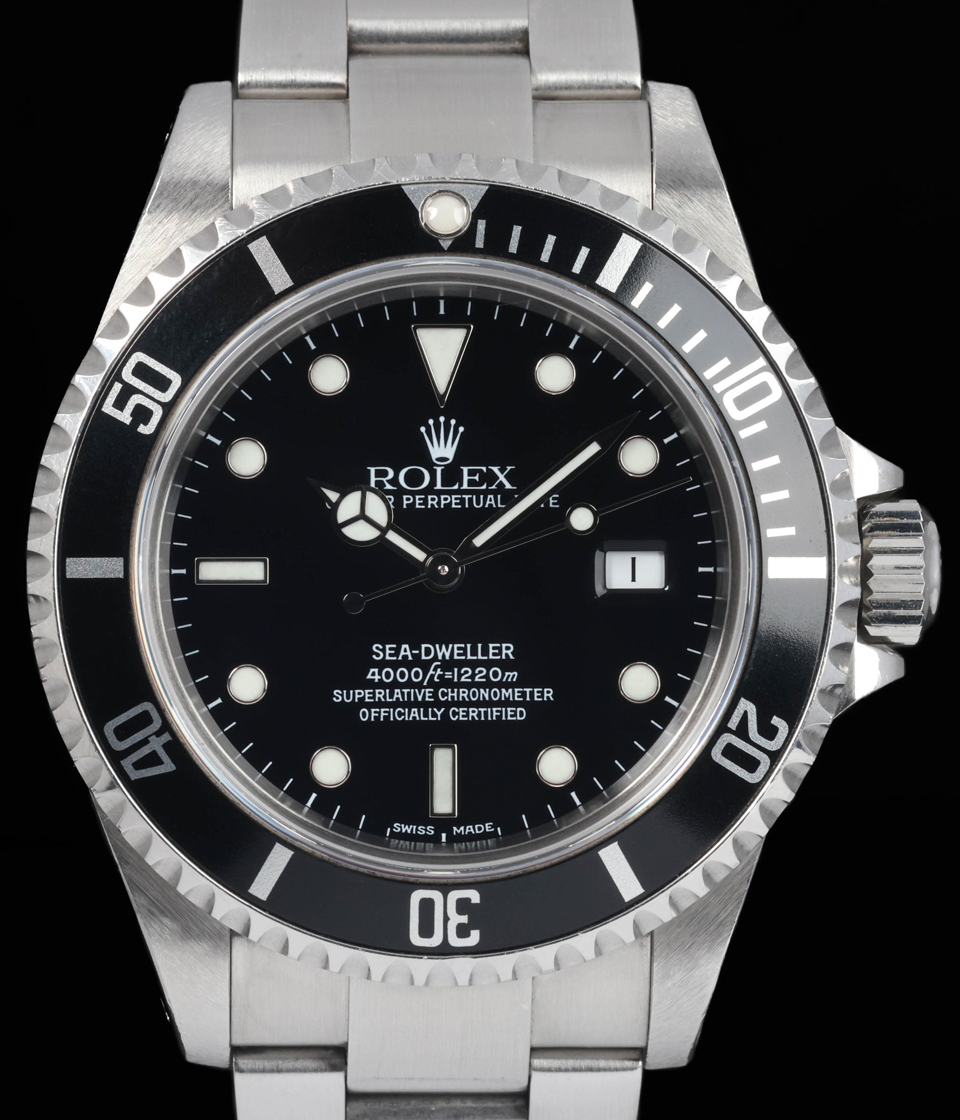 Pre-owned vintage Rolex Sea-Dweller 4K 16600 40MM 2002 | Crown Vintage Watches 