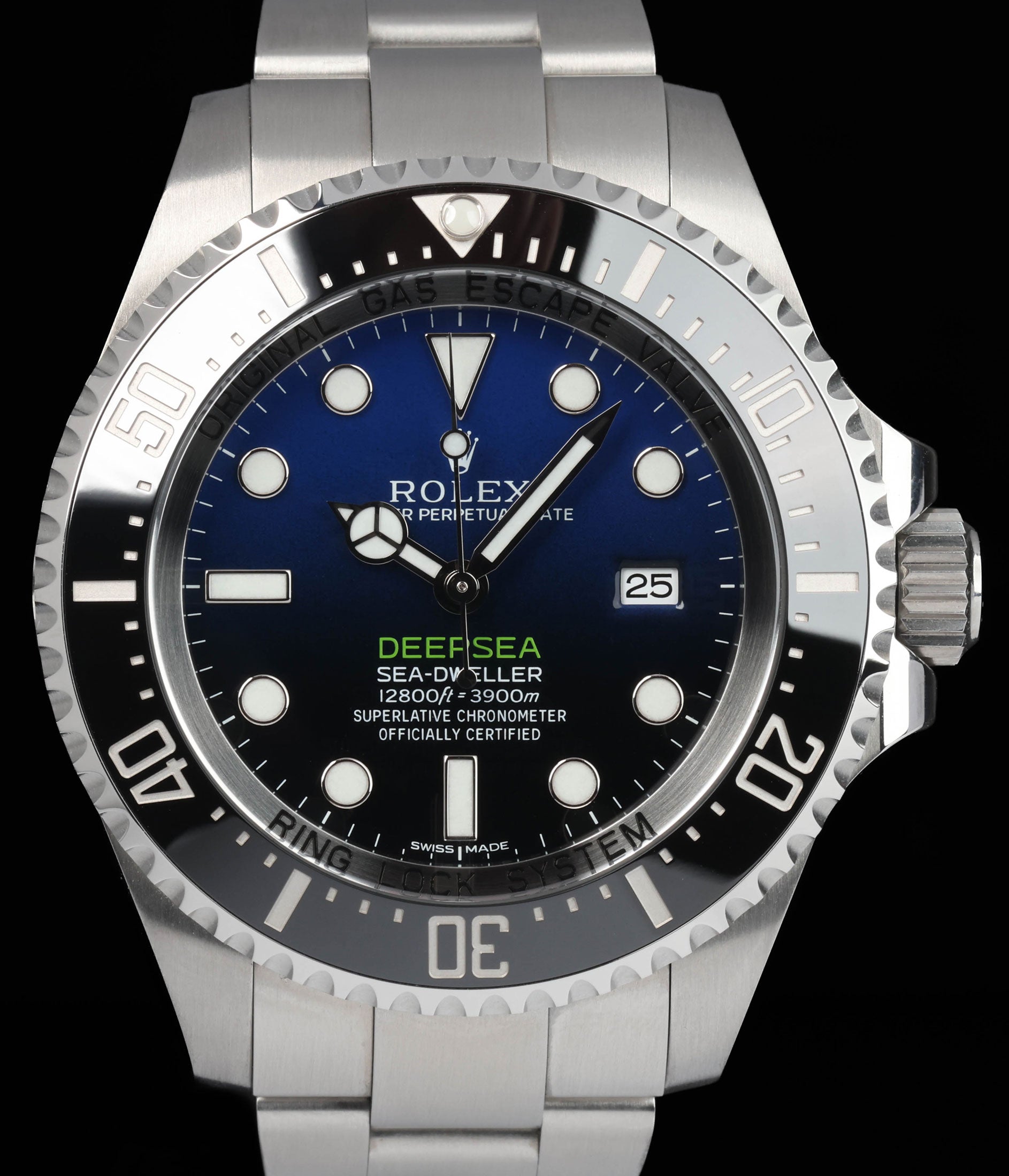 Pre-owned vintage Rolex Sea Dweller Deep Sea 116660 'James Cameron' 44MM 2014 | Crown Vintage Watches
