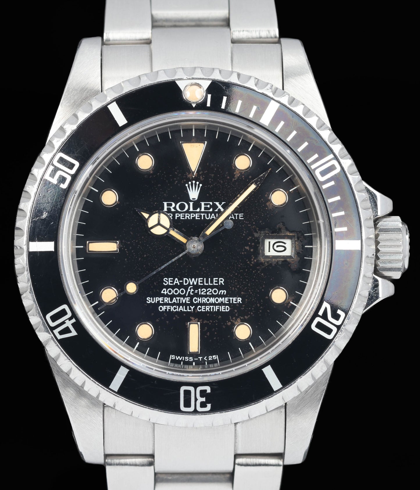 Preowned vintage Rolex Seadweller 16660 'Tropical' 40MM 1984 | Crown Vintage Watches