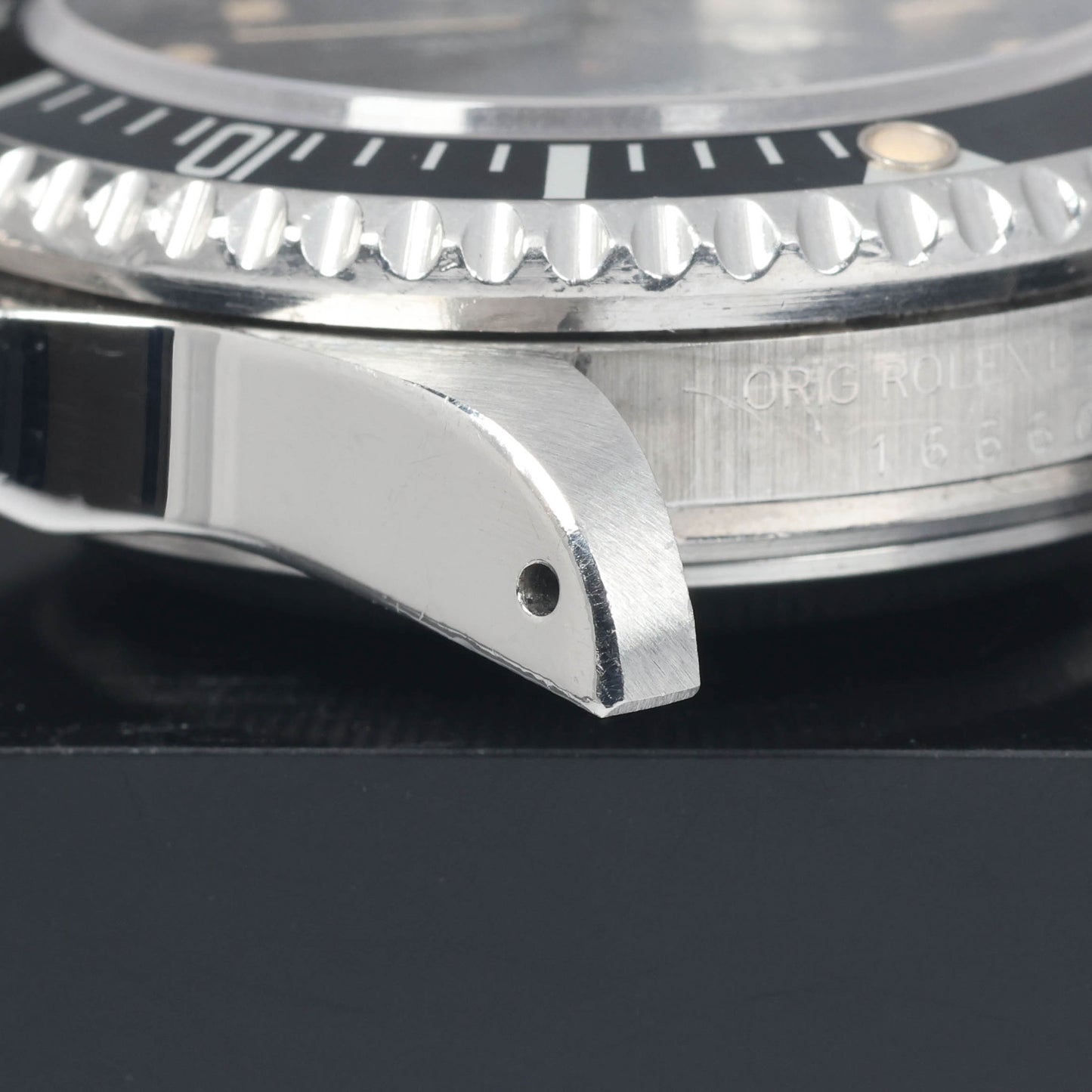 Preowned vintage Rolex Seadweller 16660 'Tropical' 40MM 1984 | Crown Vintage Watches