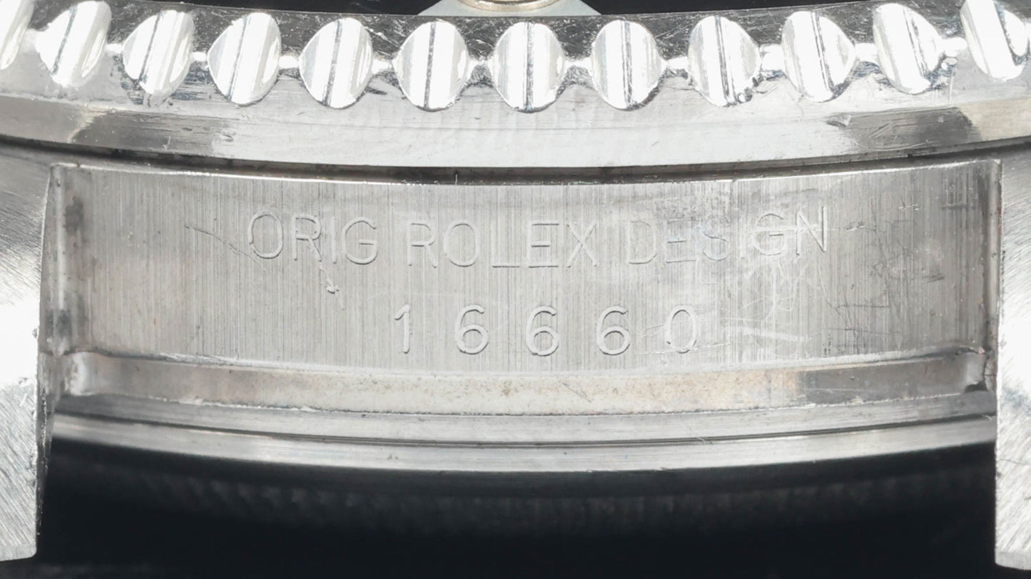Preowned vintage Rolex Seadweller 16660 'Tropical' 40MM 1984 | Crown Vintage Watches