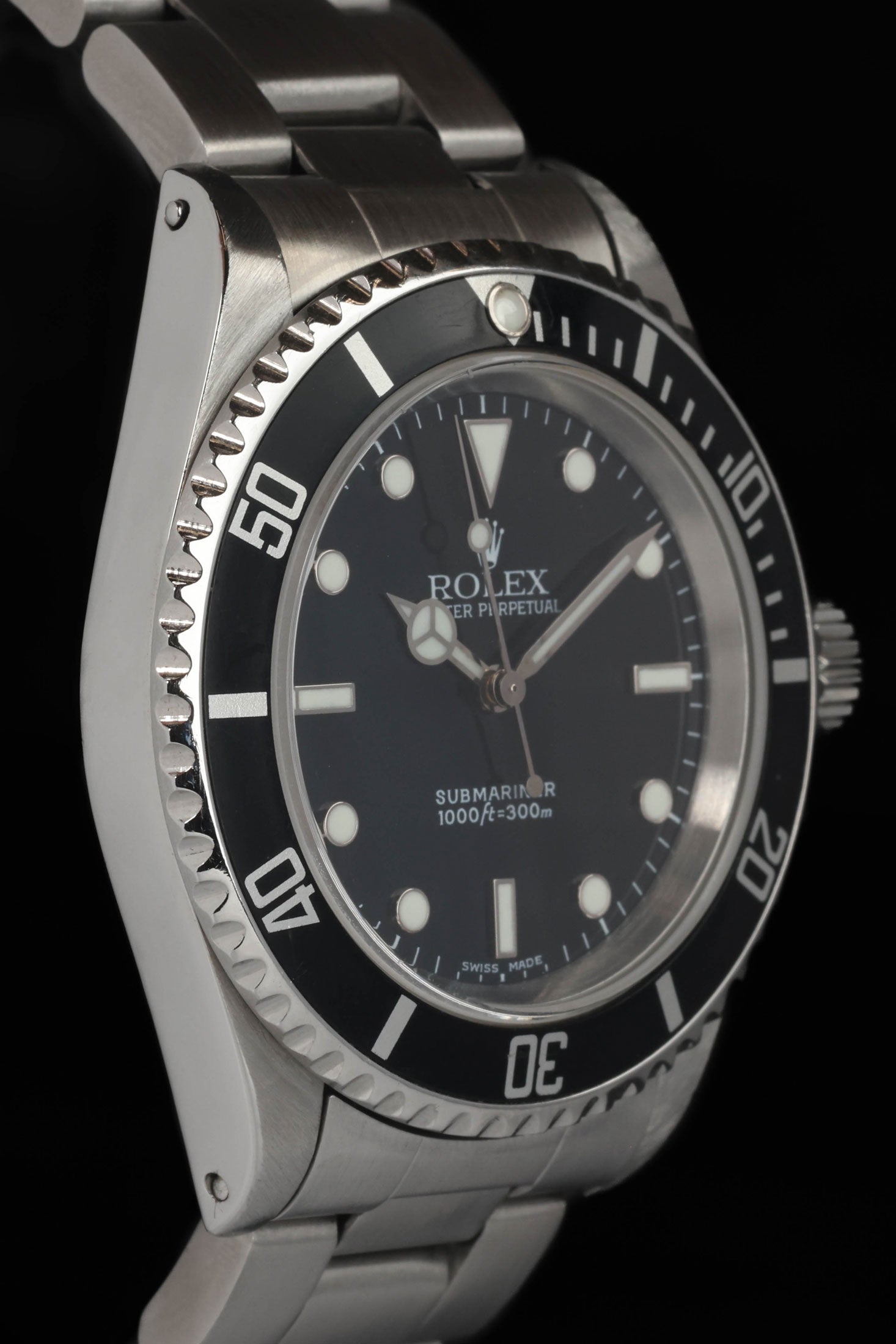 Pre-owned vintage Rolex Submariner 14060 40MM 1991 | Crown Vintage Watches
