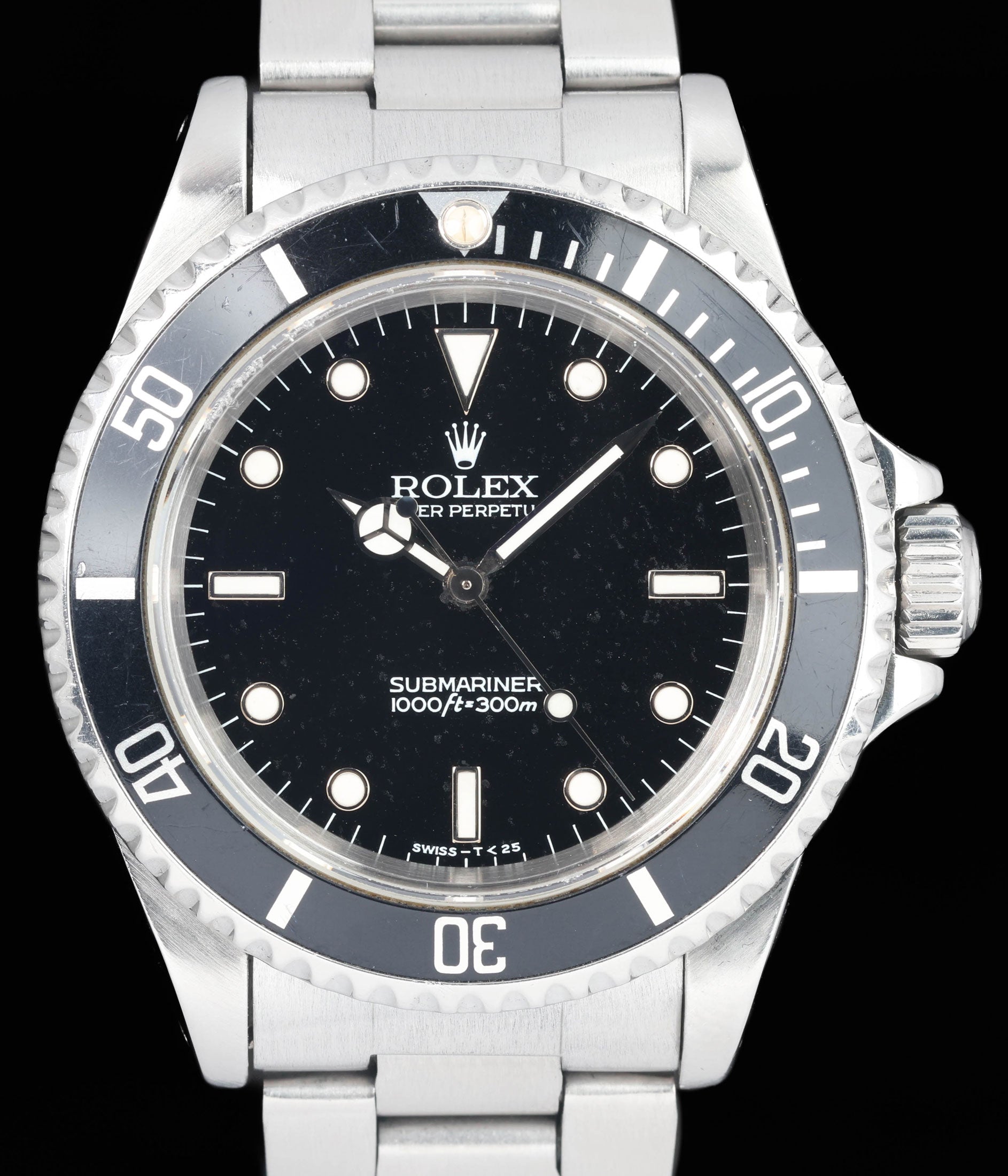 Preowned vintage Rolex Submariner 14060 40mm 1996 | Crown Vintage Watches
