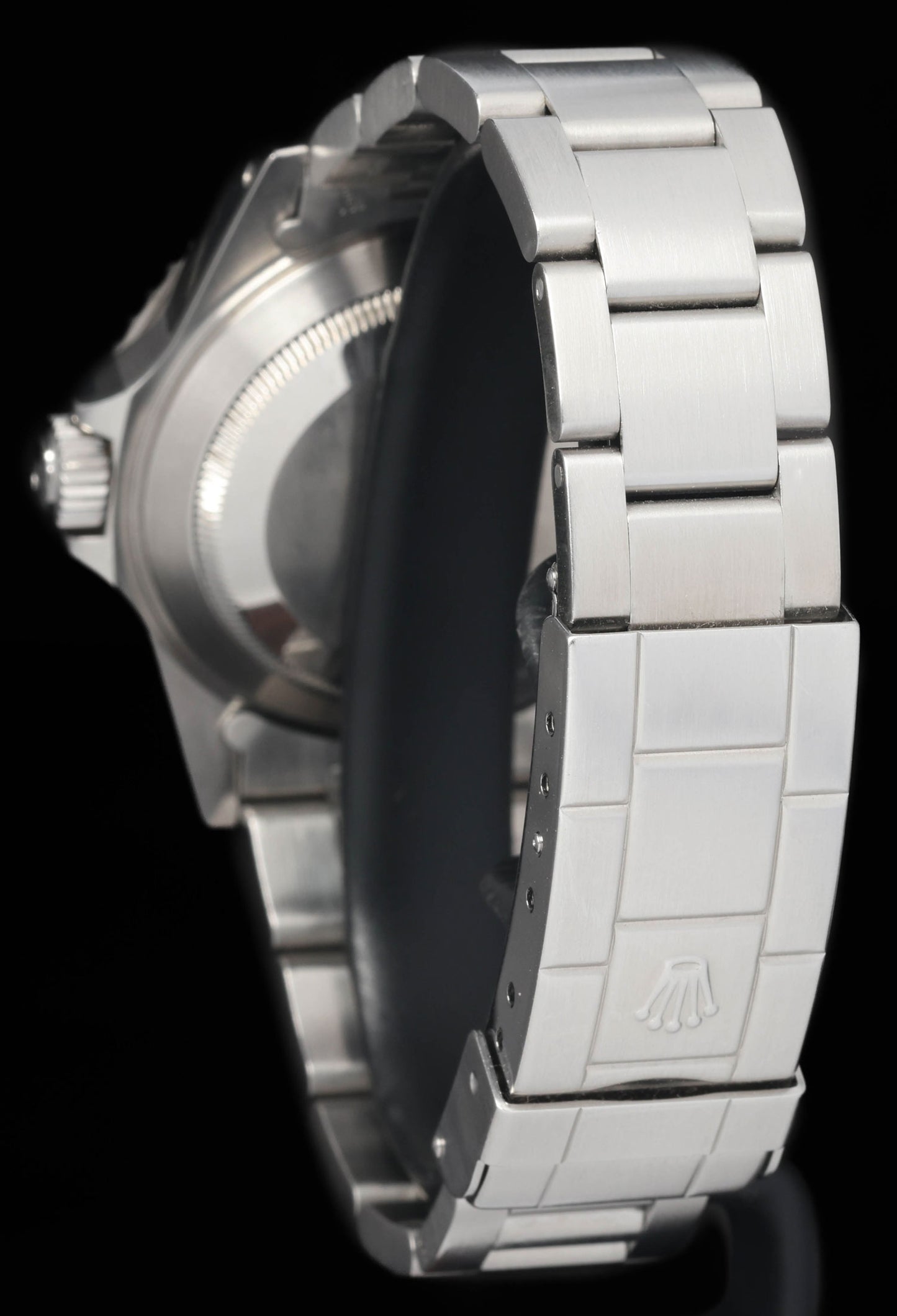 Preowned vintage Rolex Submariner 14060M 40MM 2000 | Crown Vintage Watches