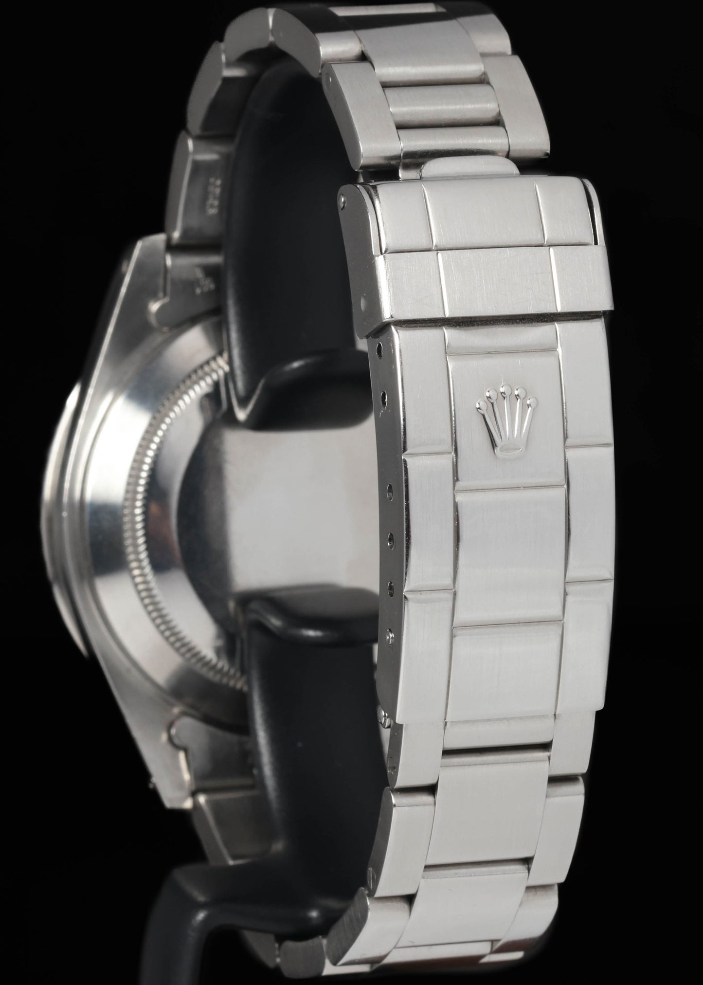 Pre-owned vintage  Rolex Submariner 14060M 40MM 2002 | Box & Papers | Crown Vintage Watches